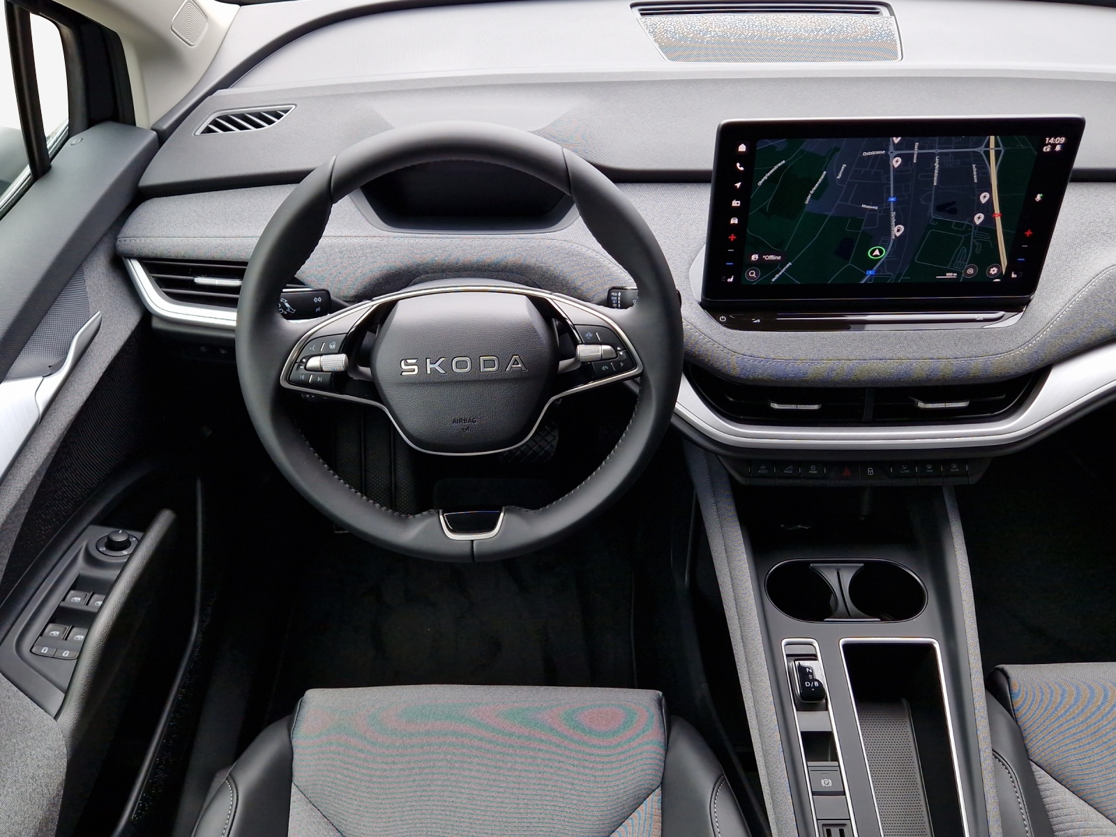 SKODA Enyaq 85x Dynamic 4x4-image-8