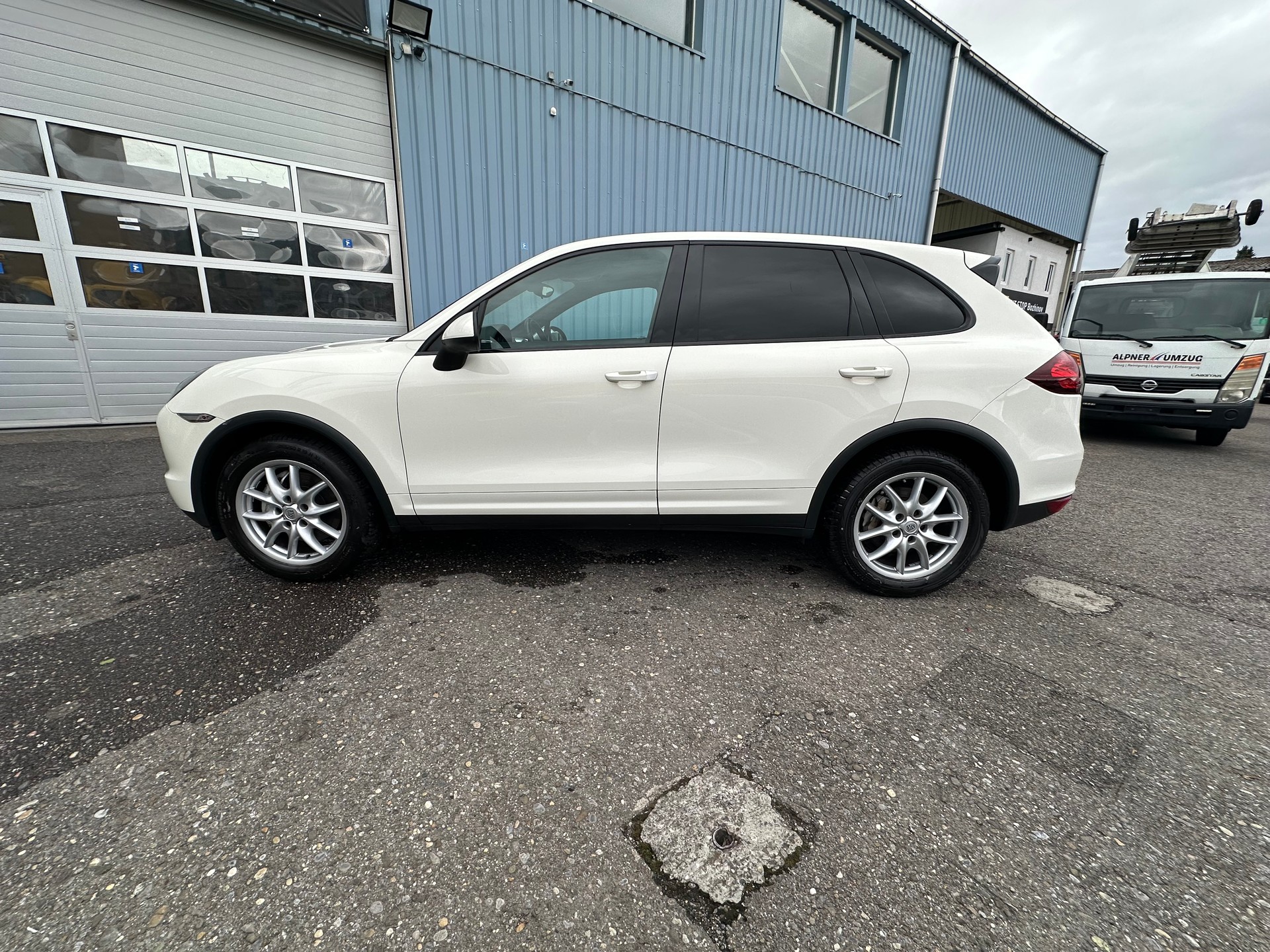 PORSCHE Cayenne S-image-4