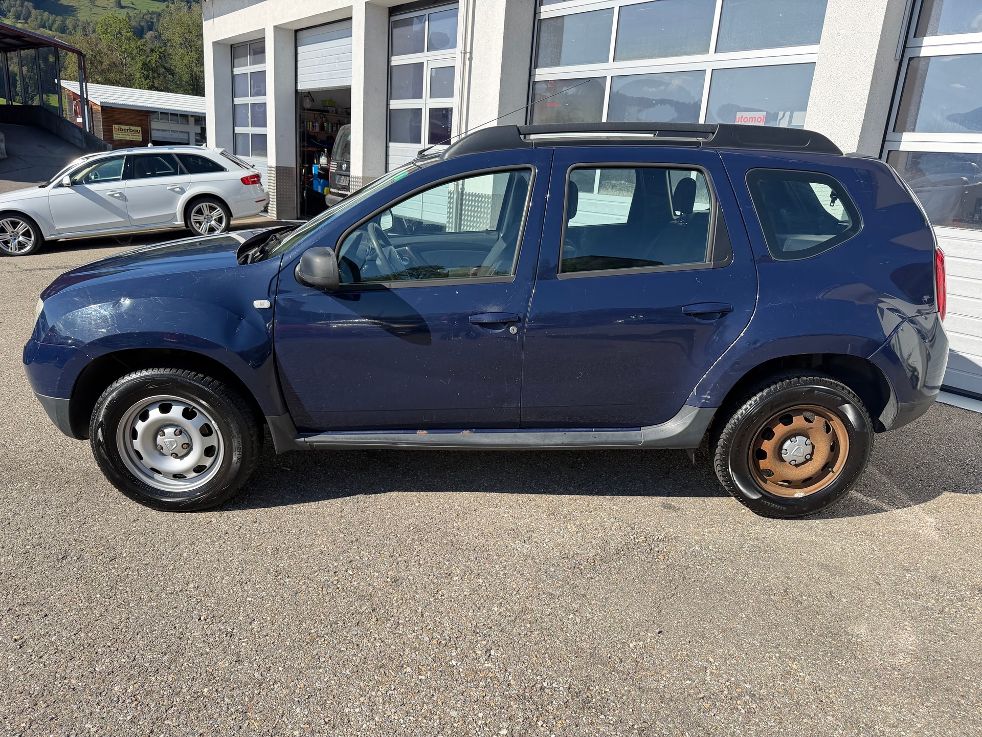 DACIA Duster 1.5 dCi Lauréate 4x4-image-1