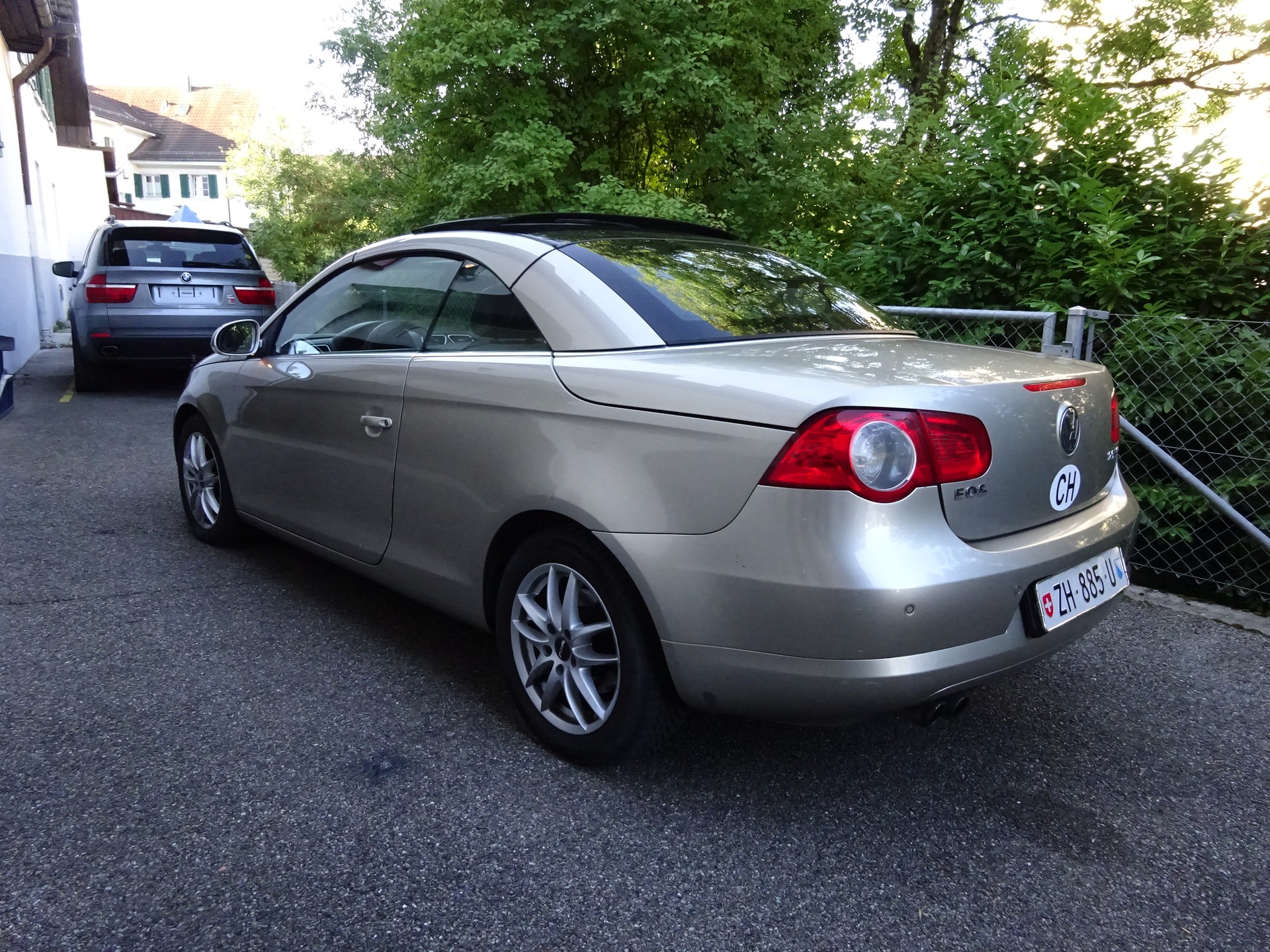 VW Eos 2.0 FSI Turbo-image-2