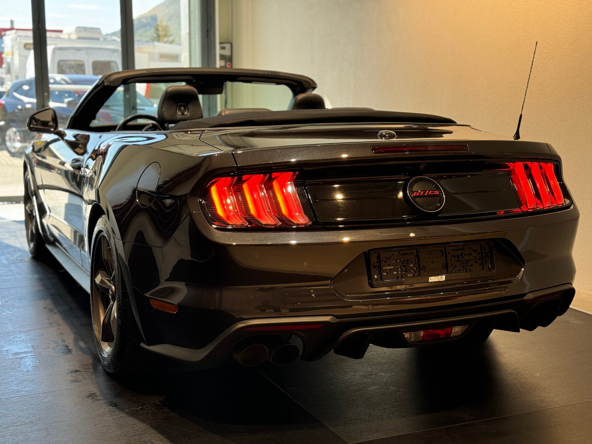 FORD Mustang Convertible 5.0 V8 GT California Special Automat 🚀 GT/CS DARK MATTER GREY - SONDER-EDITION 499.- / Monat-image-12