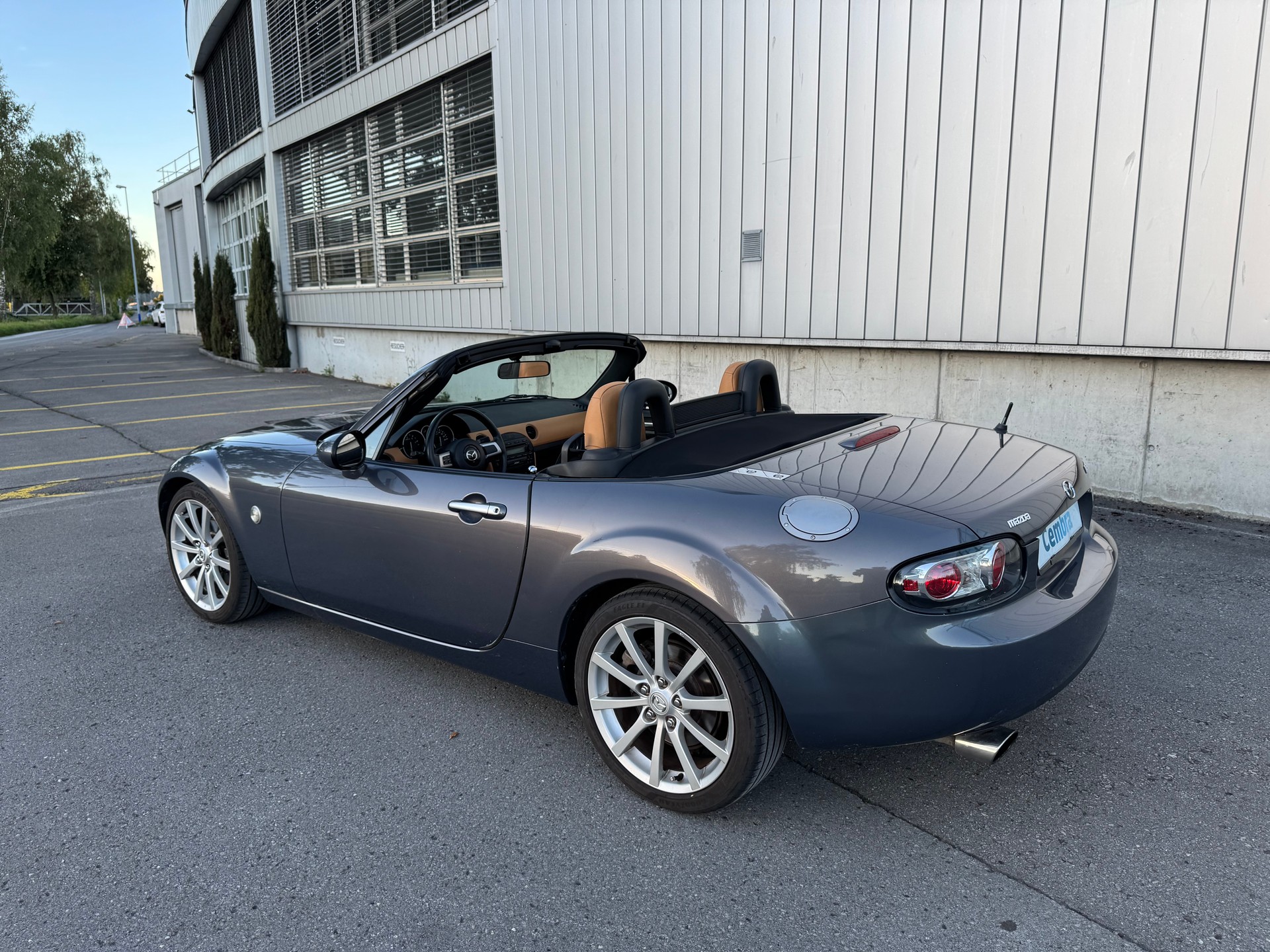 MAZDA MX-5 1.8i 16V Confort-image-3