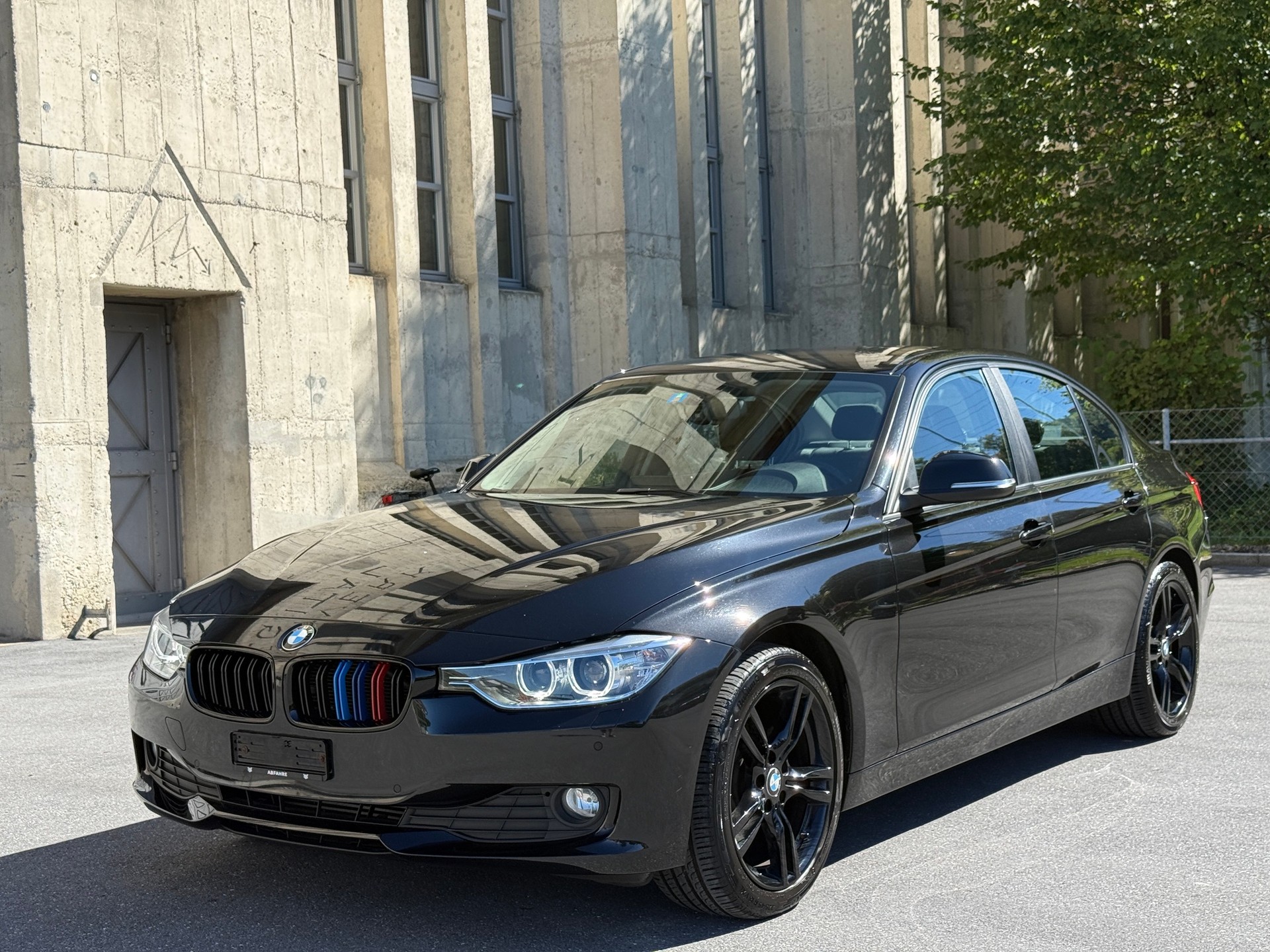 BMW 320d Steptronic-image-0