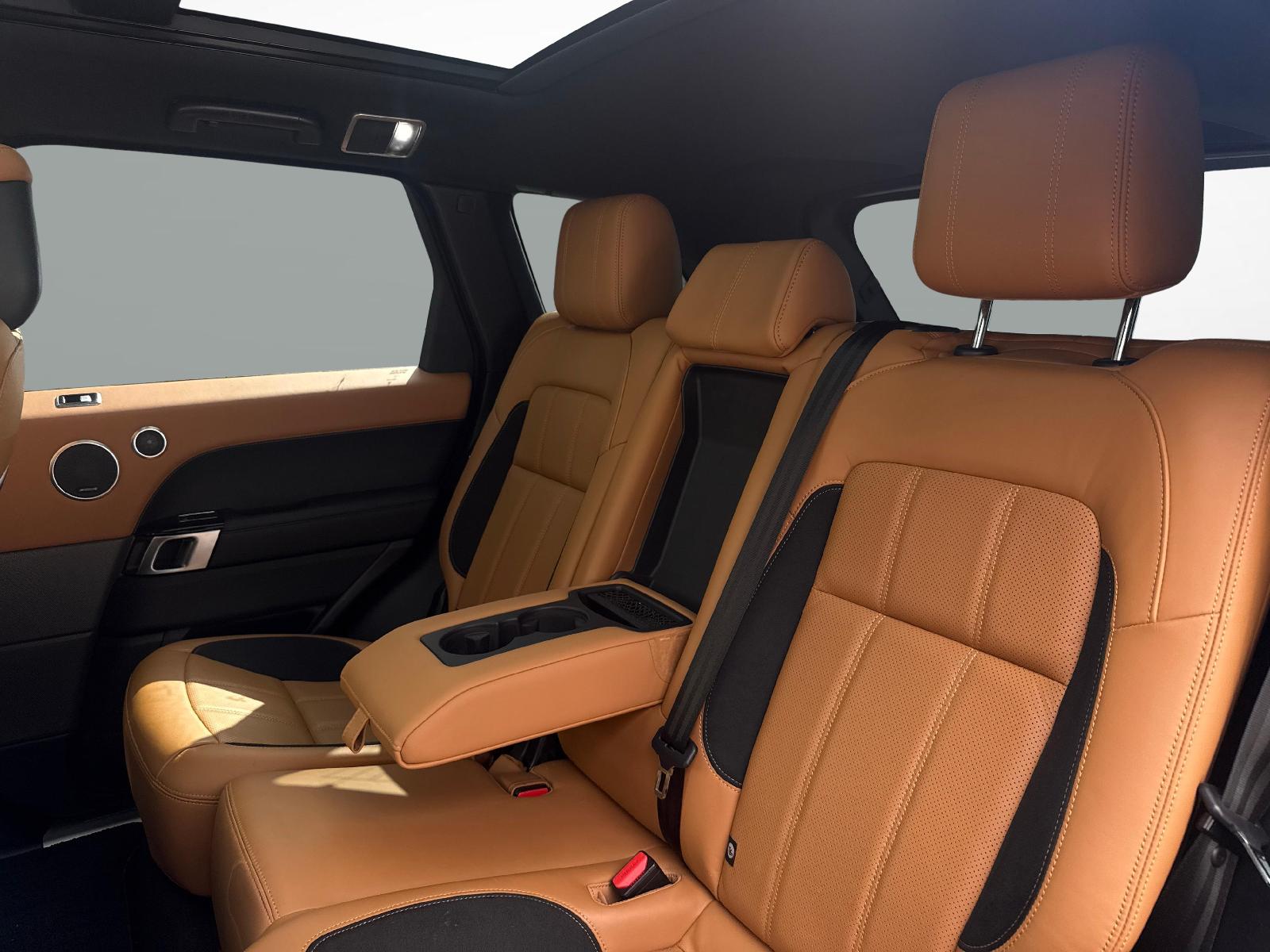 LAND ROVER Range Rover Sport 2.0 P400e HSE Dynamic-image-10