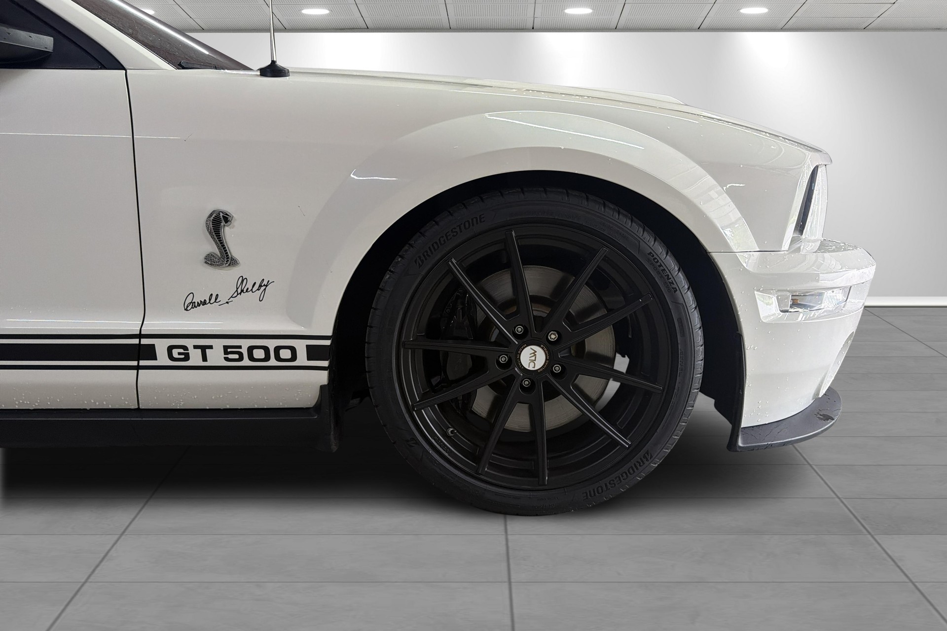 FORD GT500 *Carroll Shelby Ed.*-image-3