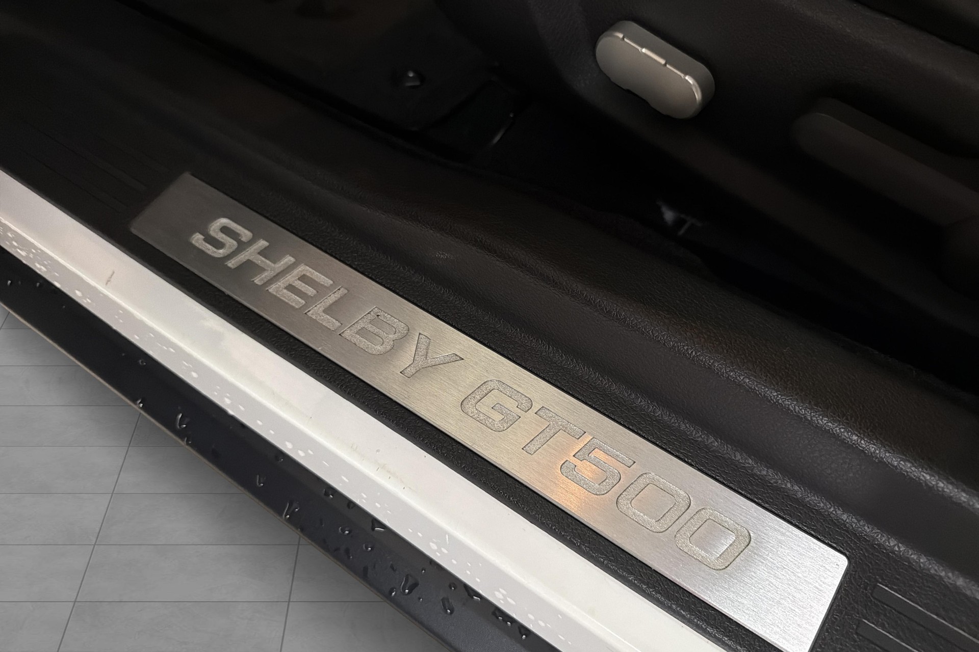 FORD GT500 *Carroll Shelby Ed.*-image-19