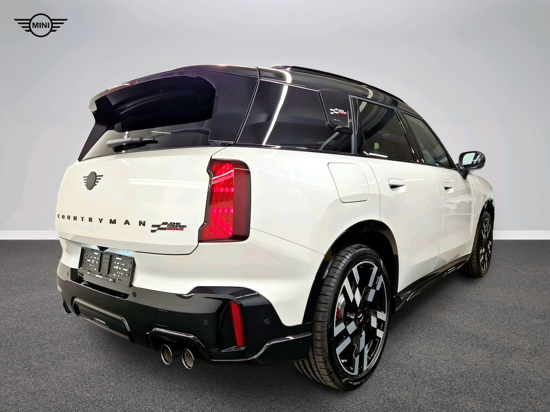 MINI John Cooper Works Countryman ALL4-image-4