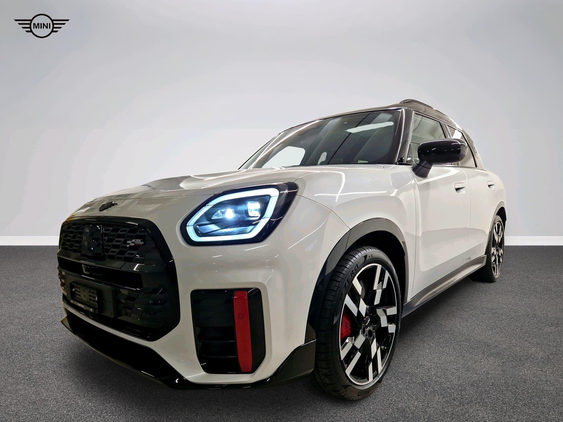 MINI John Cooper Works Countryman ALL4-image-0