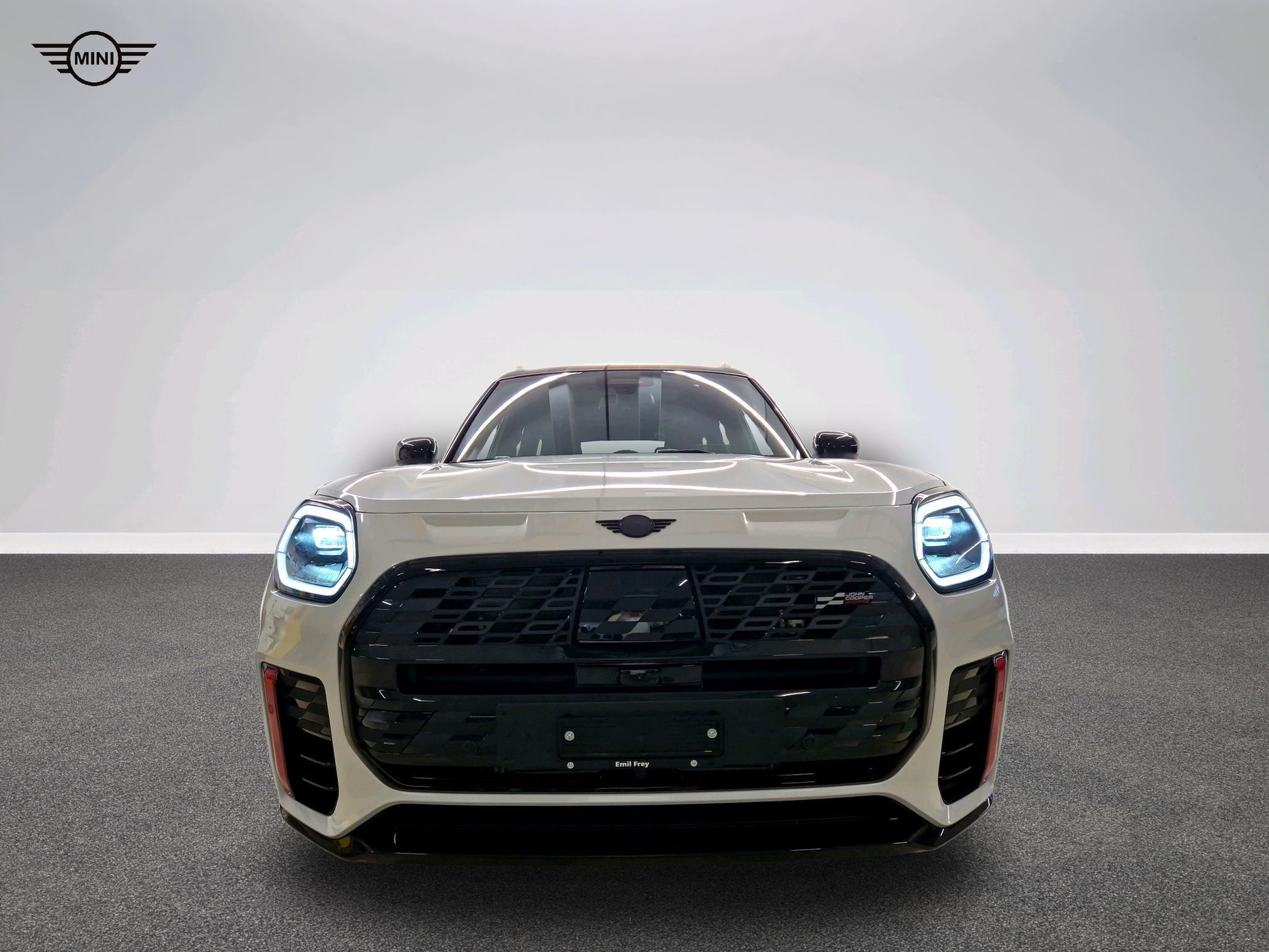 MINI John Cooper Works Countryman ALL4-image-12
