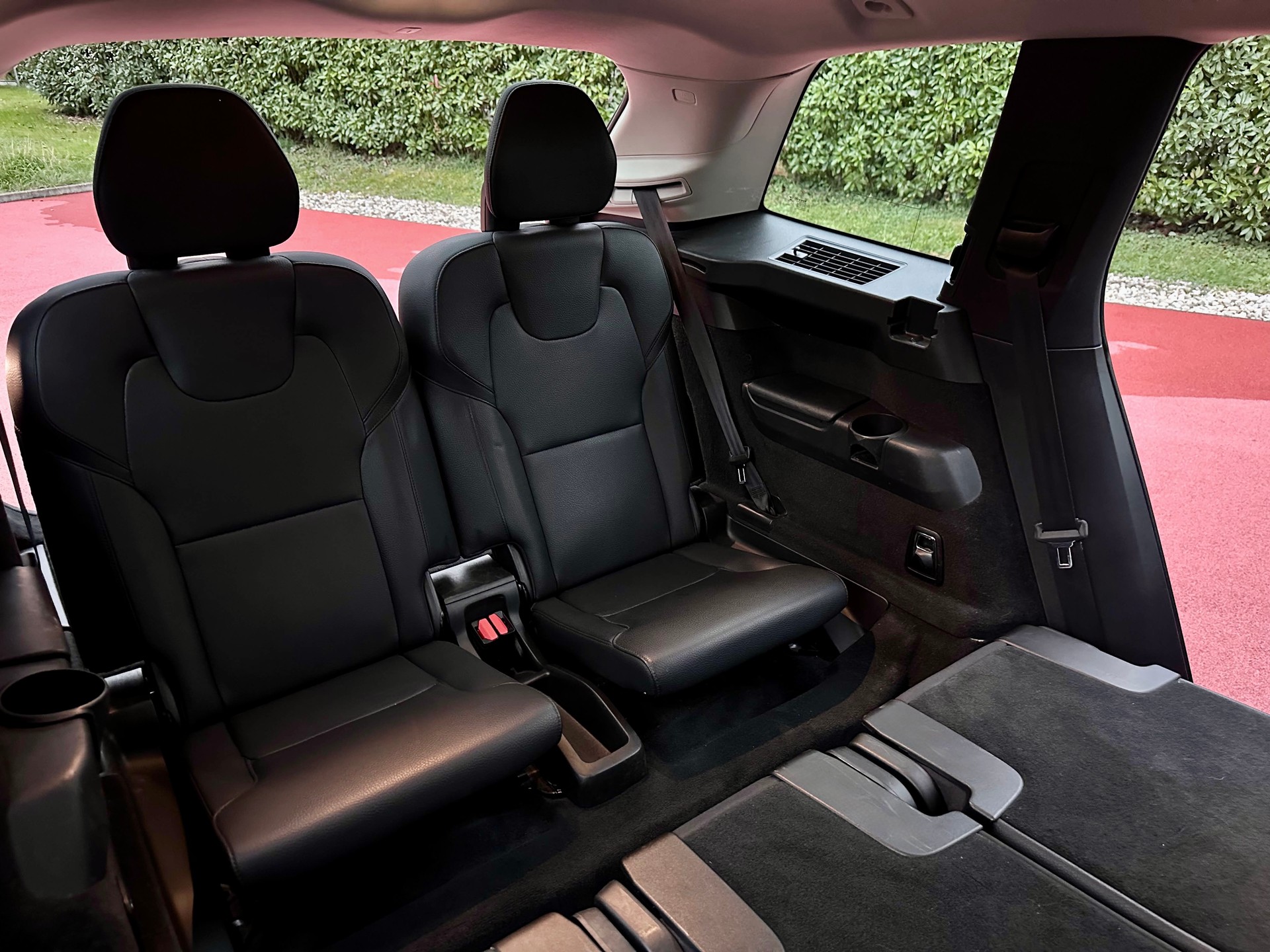 VOLVO XC90 T8 eAWD Inscription Expression Geartronic-image-16