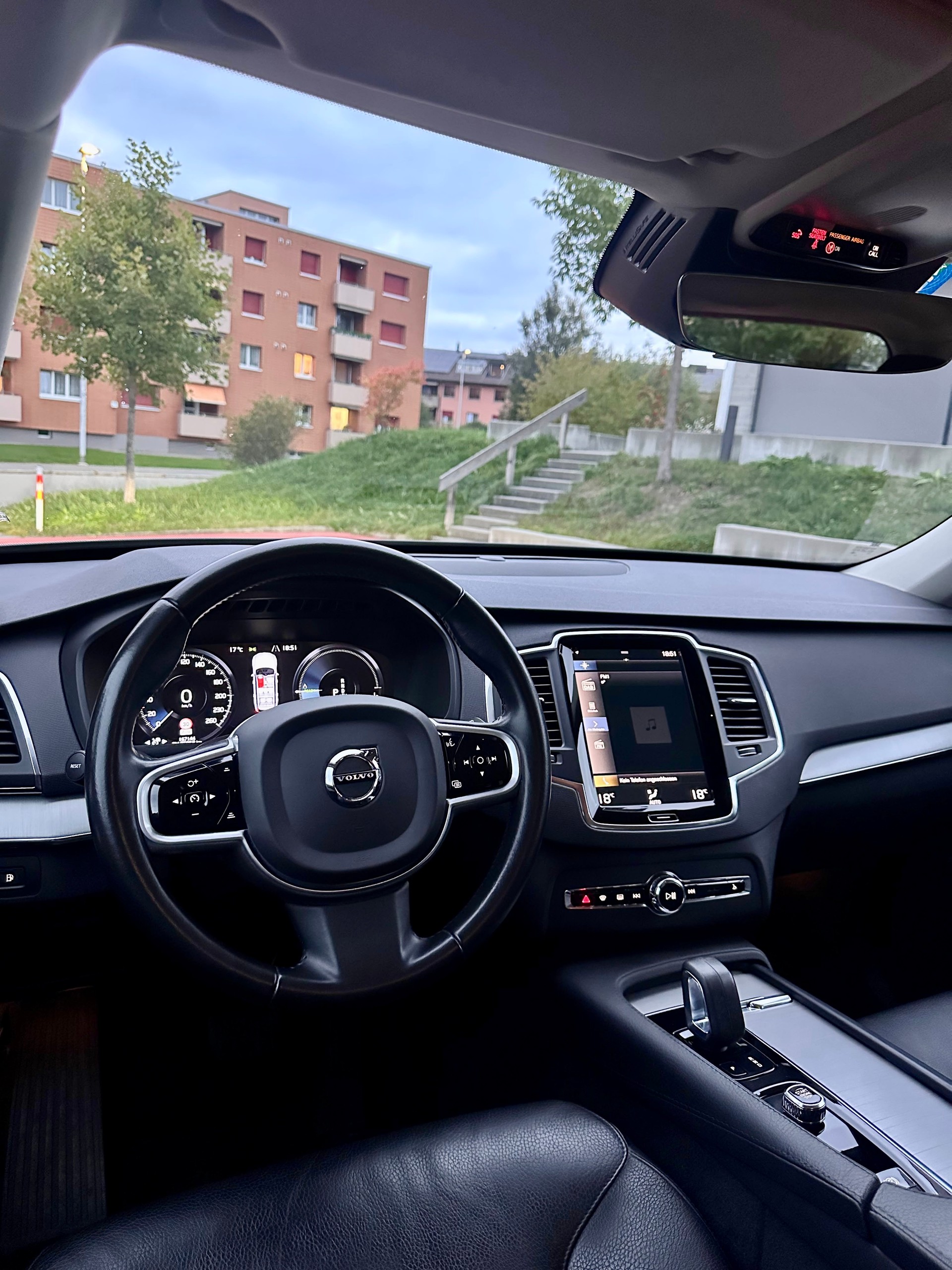 VOLVO XC90 T8 eAWD Inscription Expression Geartronic-image-19