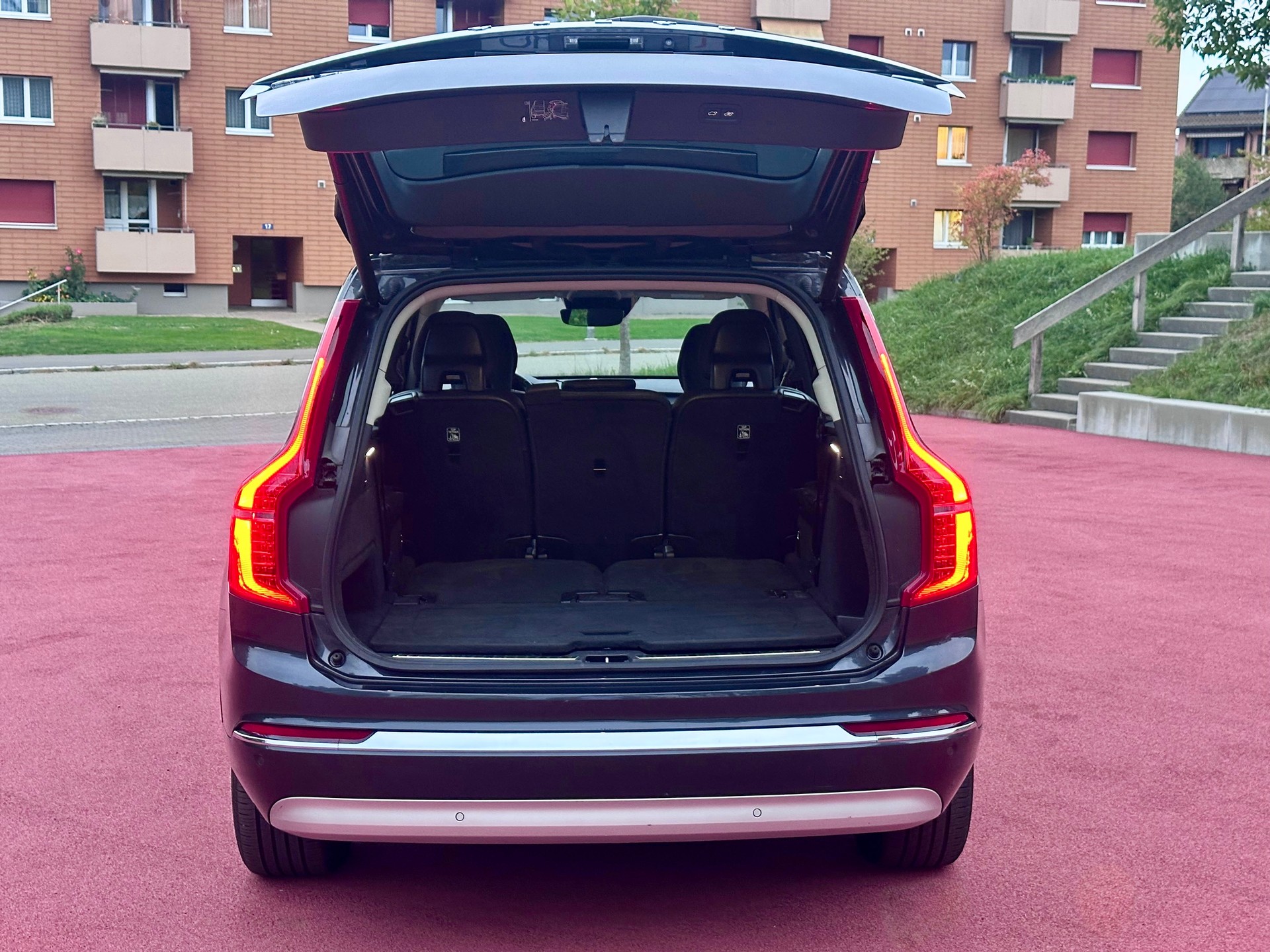 VOLVO XC90 T8 eAWD Inscription Expression Geartronic-image-6