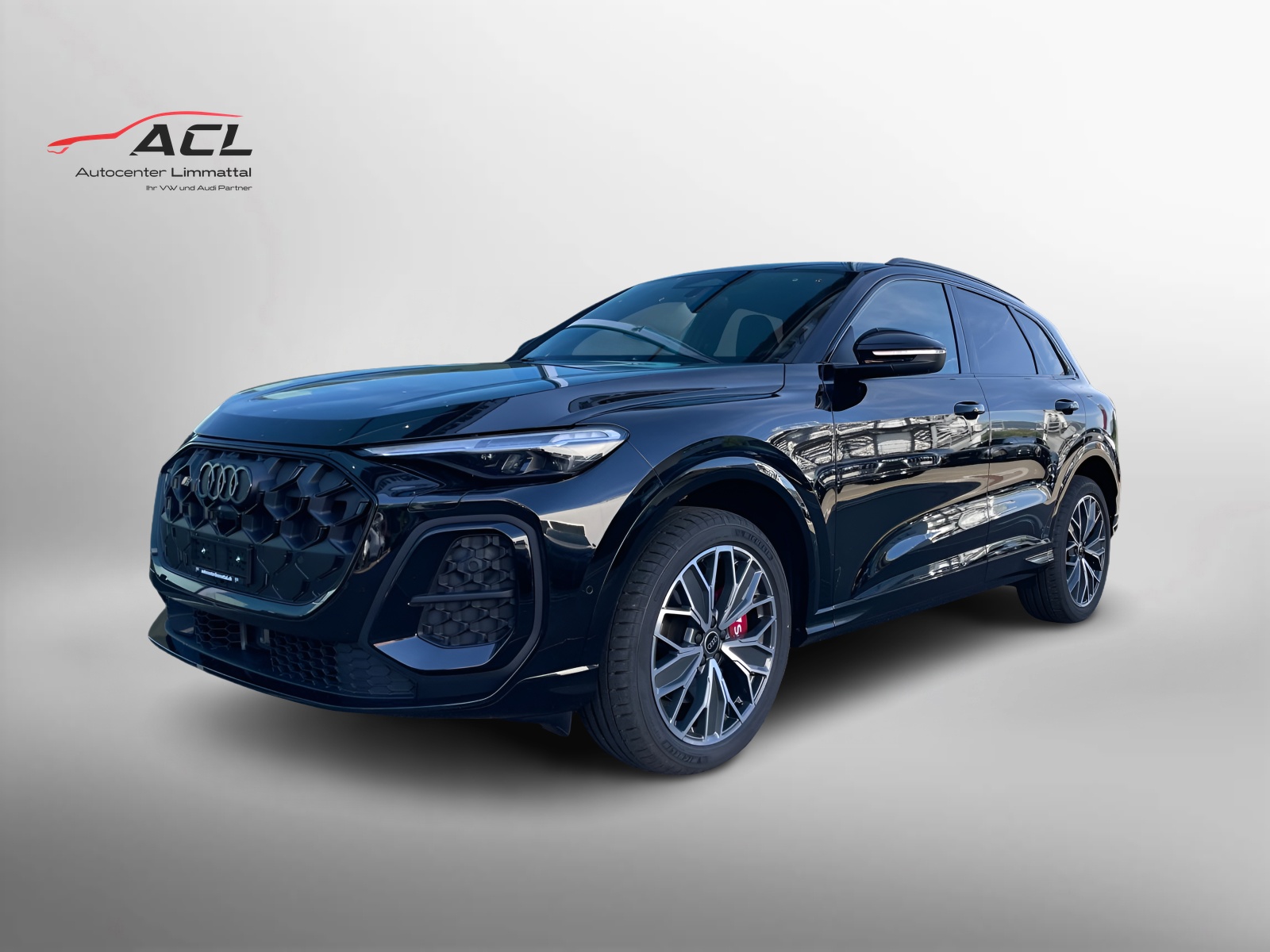 AUDI SQ5 TFSI quattro S-tronic-image-0