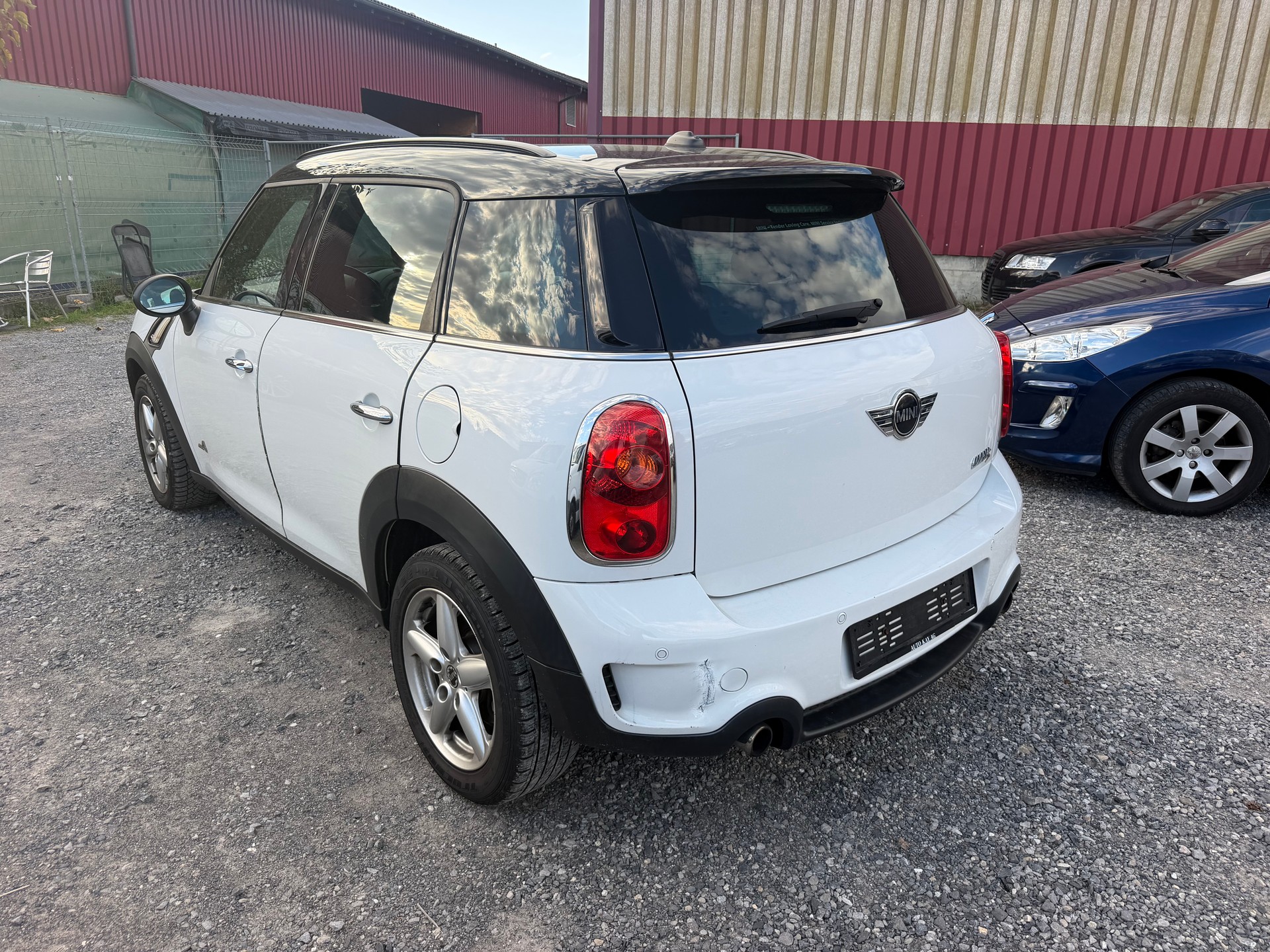 MINI Countryman Cooper S ALL4 Steptronic-image-2