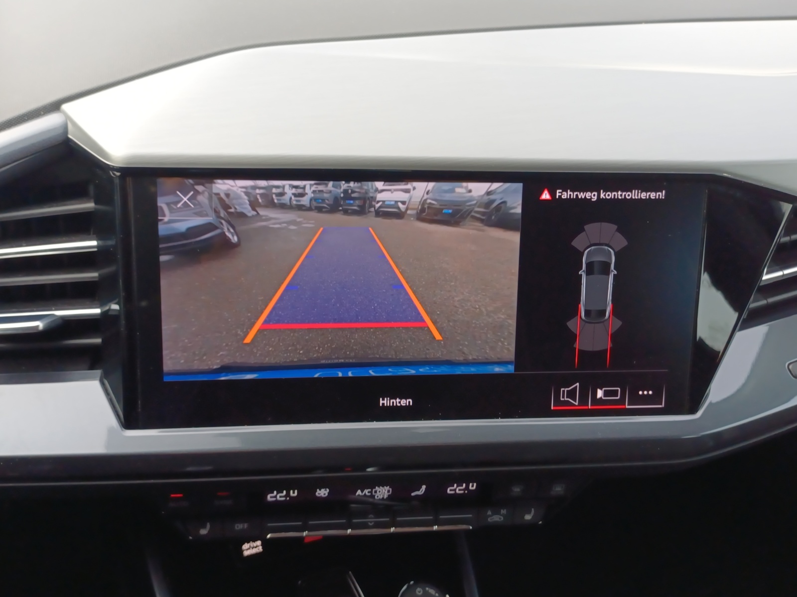 AUDI Q4 Sportback e-tron 50 quattro-image-15