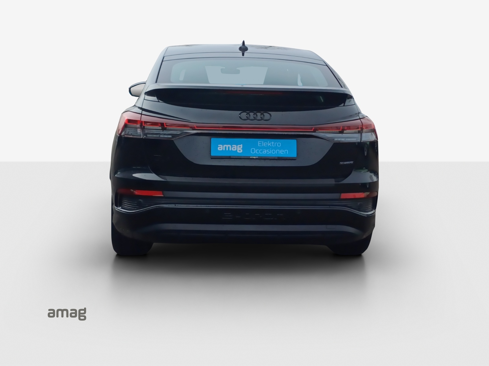 AUDI Q4 Sportback e-tron 50 quattro-image-4