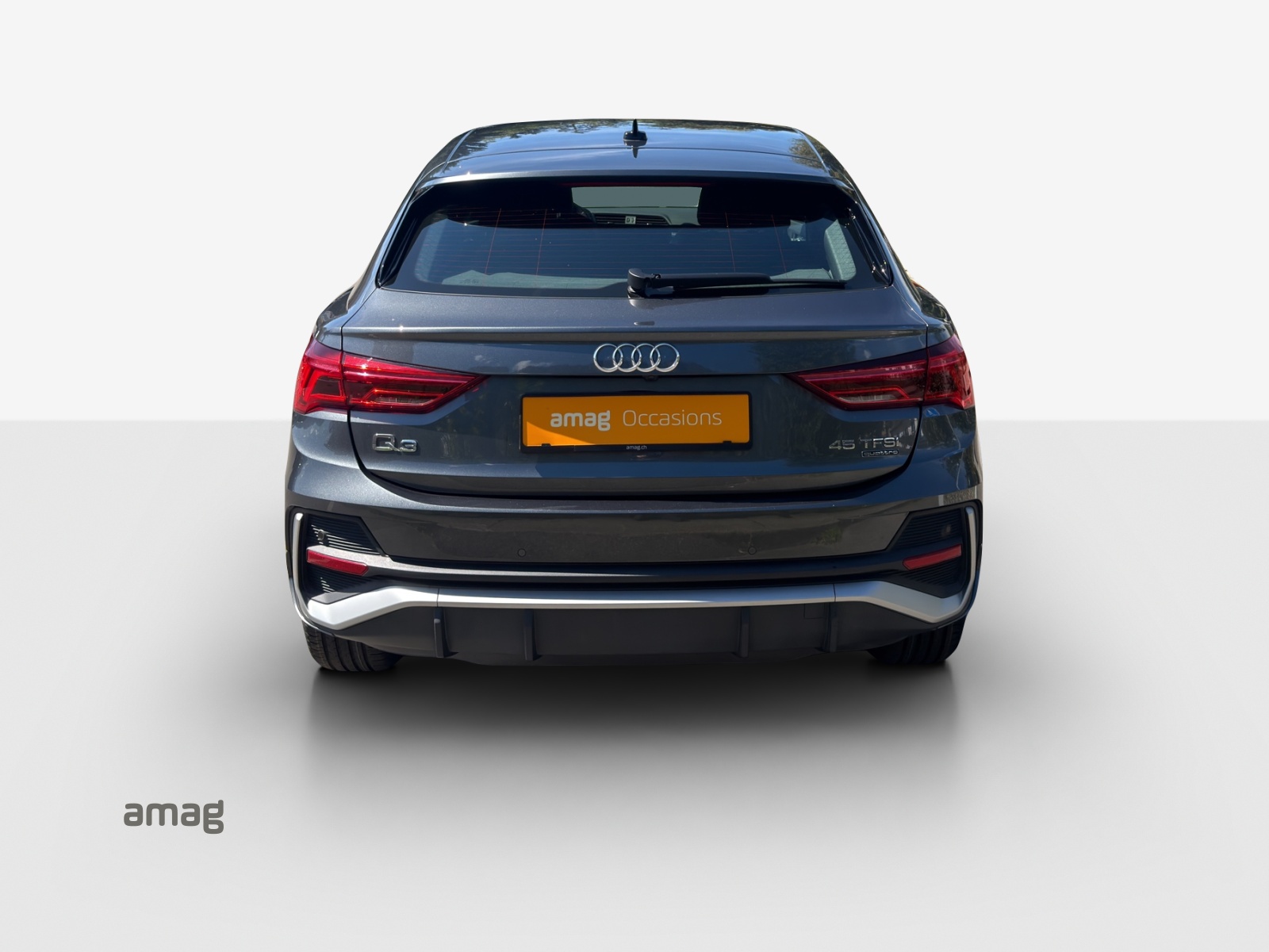 AUDI Q3 Sportback 45 TFSI S line quattro S-tronic-image-3