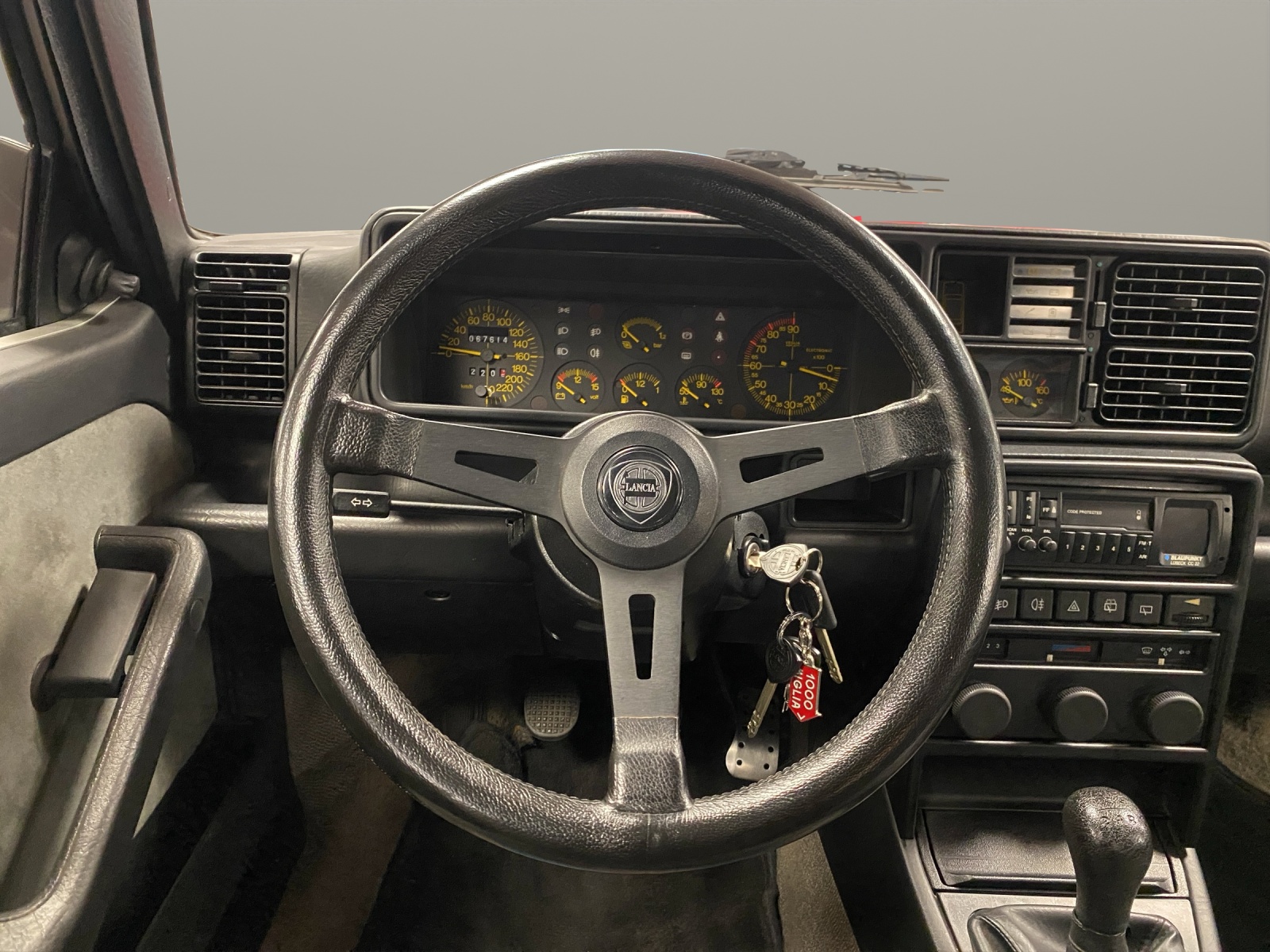 LANCIA DELTA Integrale 8V-image-12