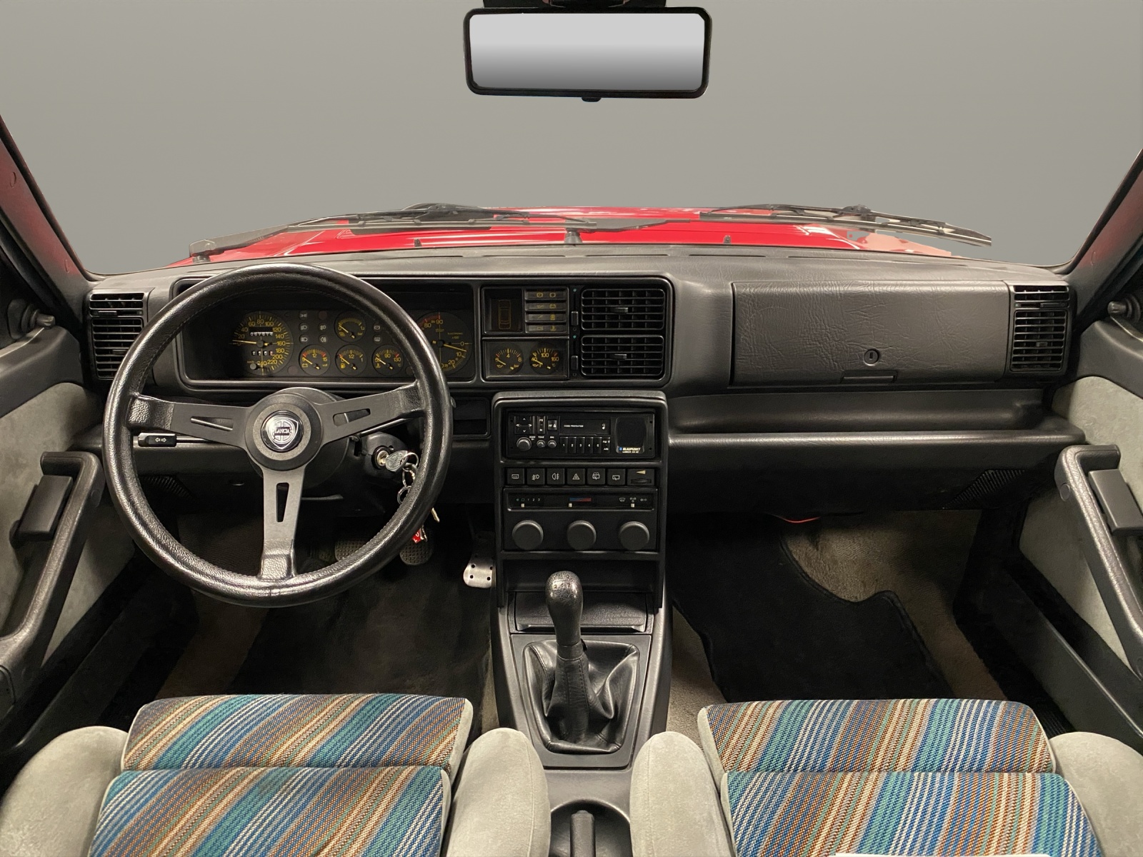 LANCIA DELTA Integrale 8V-image-11