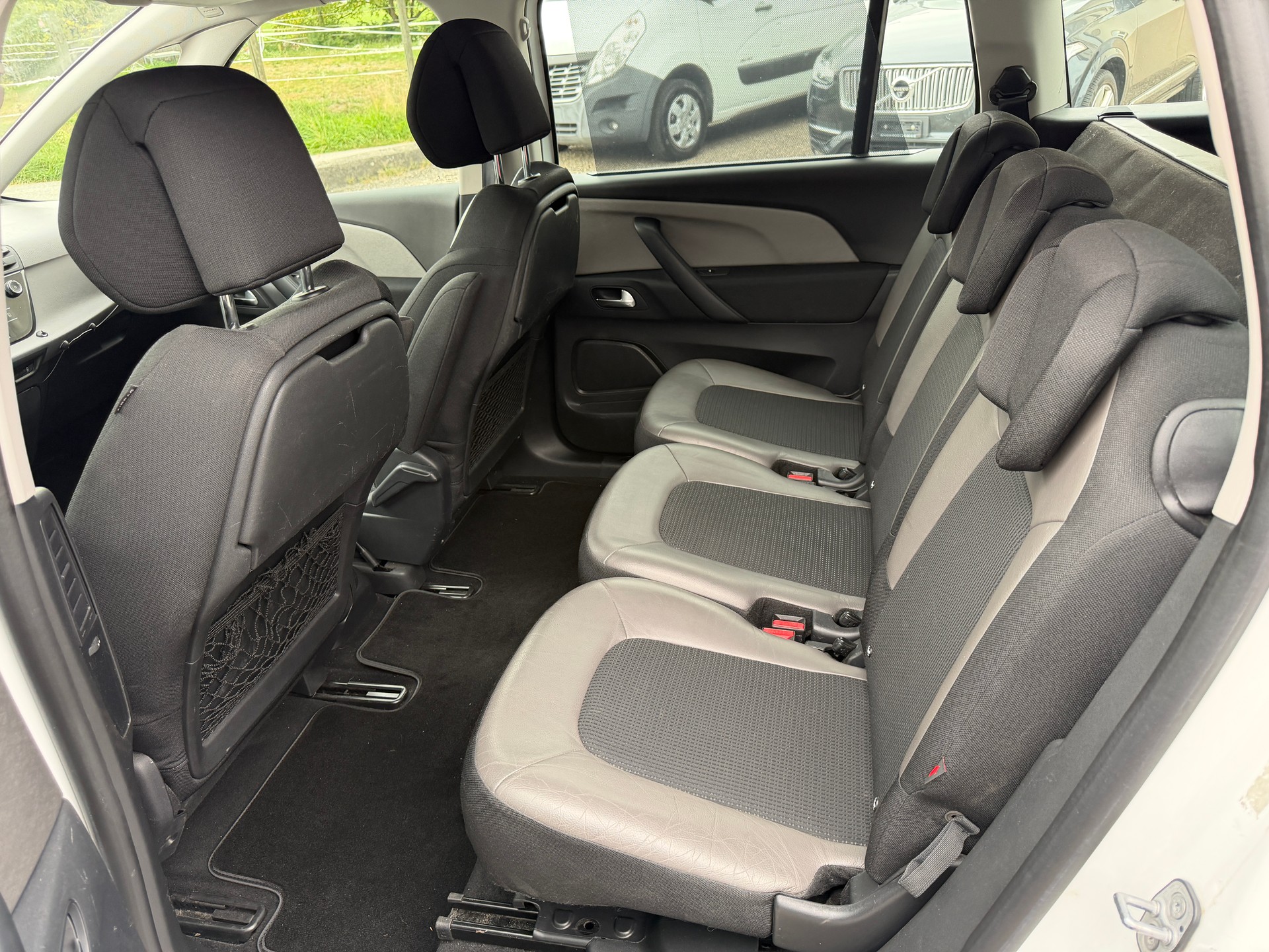 CITROEN Grand C4 Picasso 1.6 BlueHDi Séduction EAT6-image-11