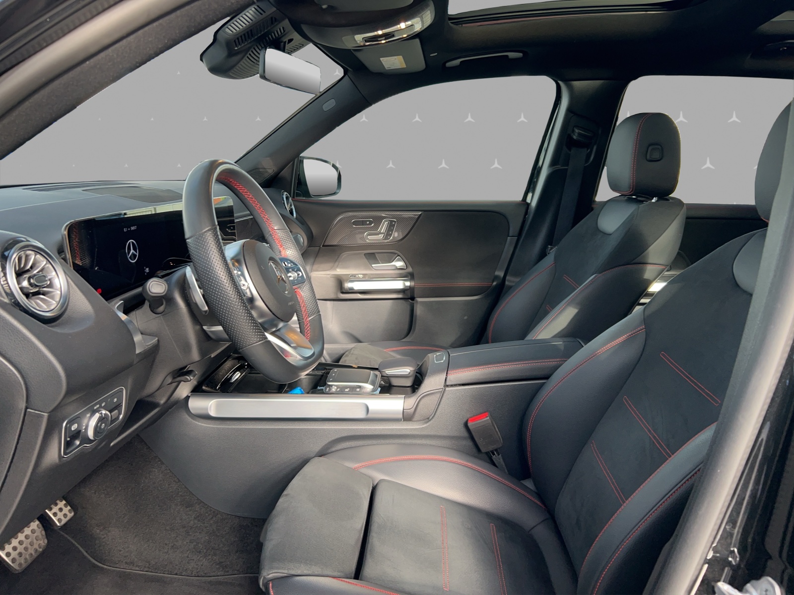 MERCEDES-BENZ GLB 250 4Matic AMG Line 8G-Tronic-image-7