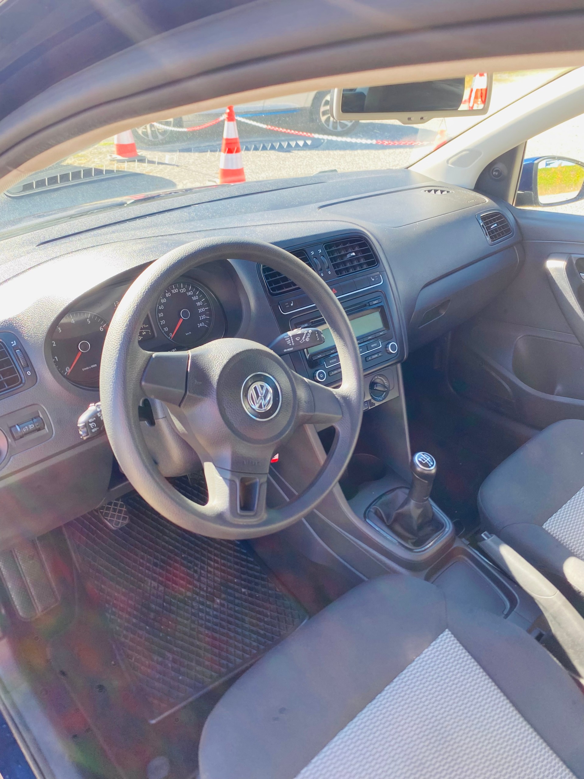 VW Polo 1.4 16V Comfortline-image-9
