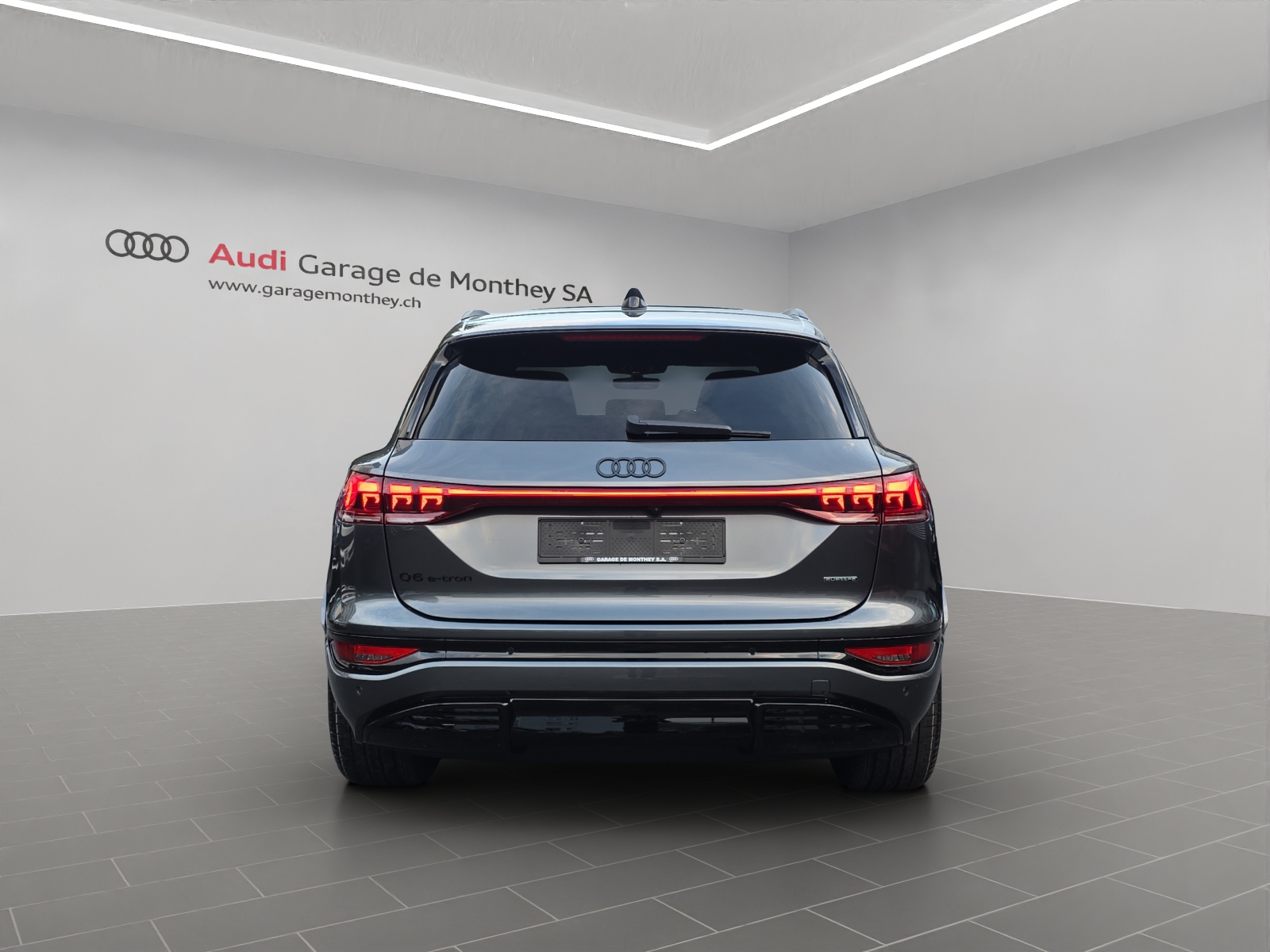 AUDI Q6 e-tron quattro-image-4