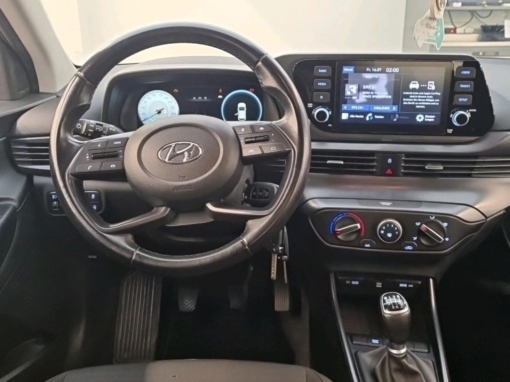 HYUNDAI i20 1.0 T-GDi Origo ** Ab MFK und Service ** CH Auto ** 1. Hand ** ** CarPlay ** Rückfahrkamera **-image-3