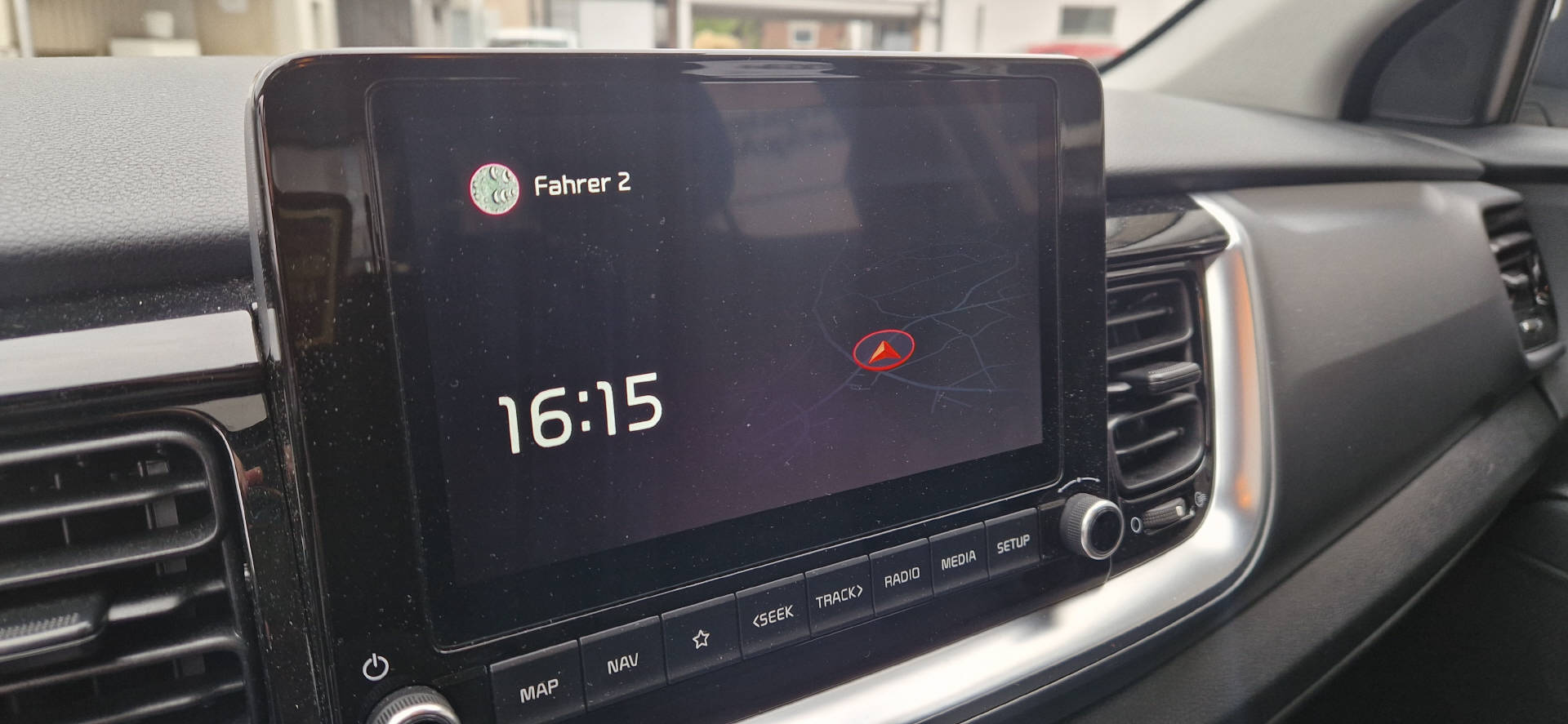 KIA Stonic 1.0 T-GDi Trend-image-6