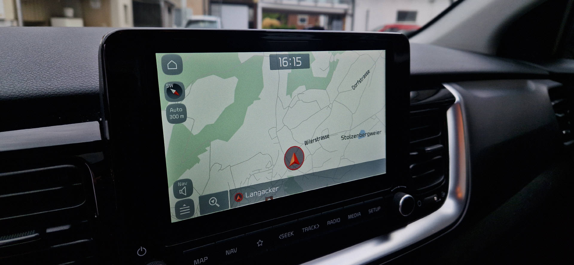 KIA Stonic 1.0 T-GDi Trend-image-8