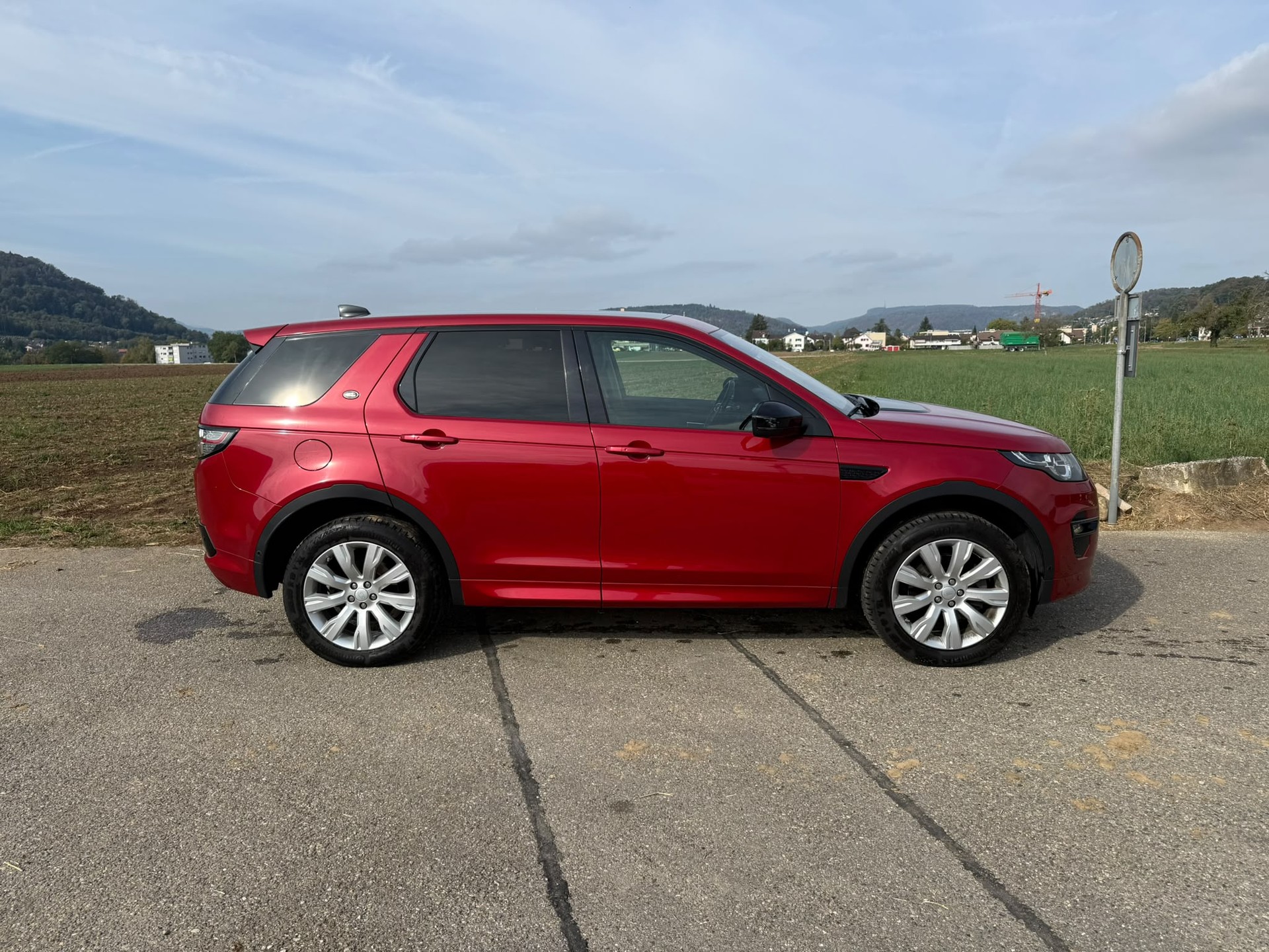 LAND ROVER DISCOVERY SPORT-image-5