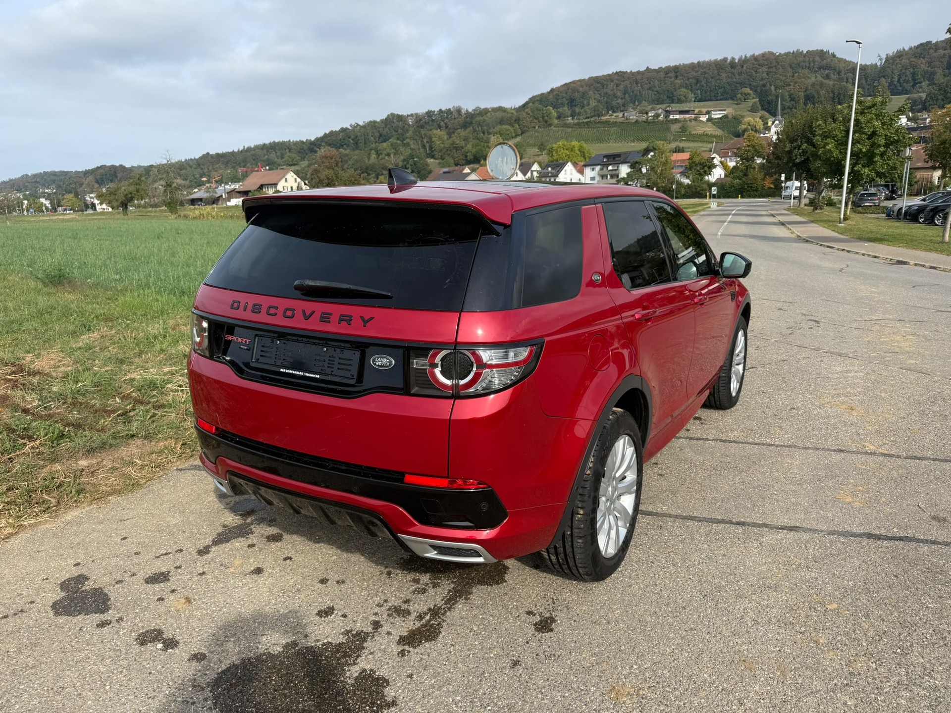 LAND ROVER DISCOVERY SPORT-image-4