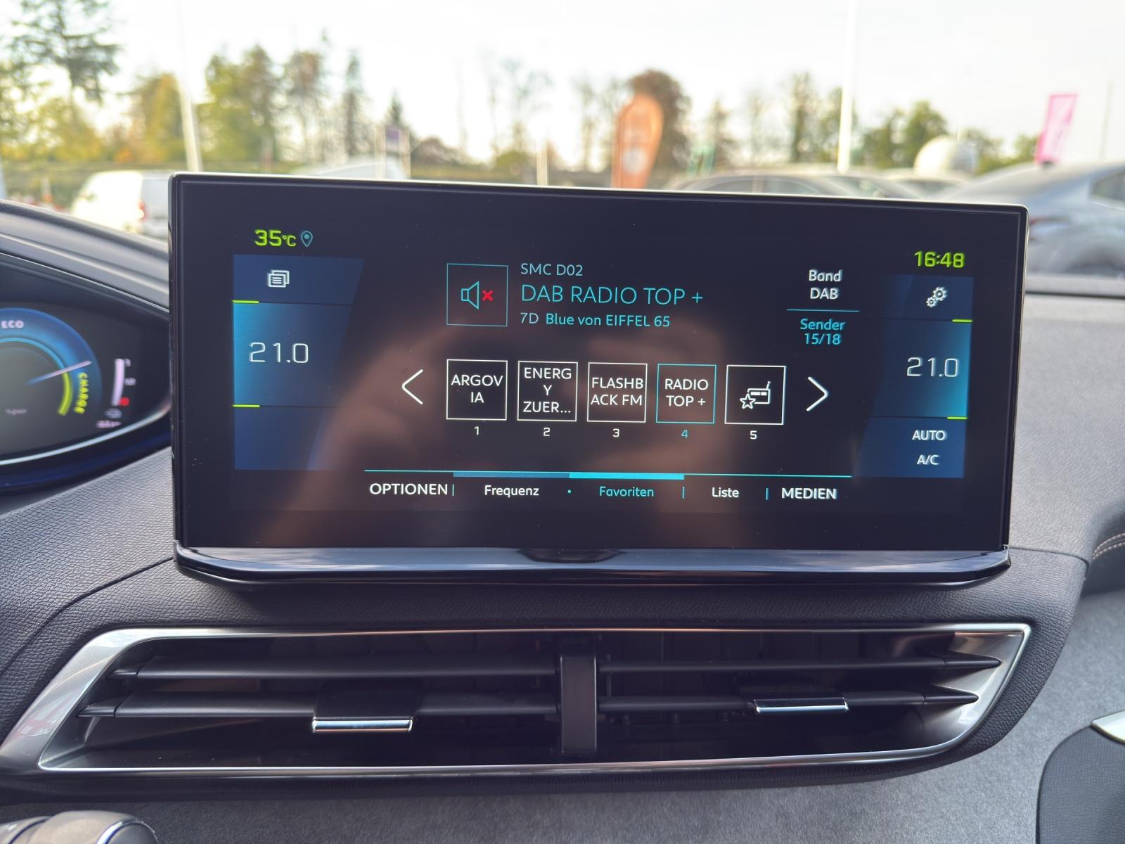 PEUGEOT 3008 1.6 Plug-in Hybrid GT-image-7