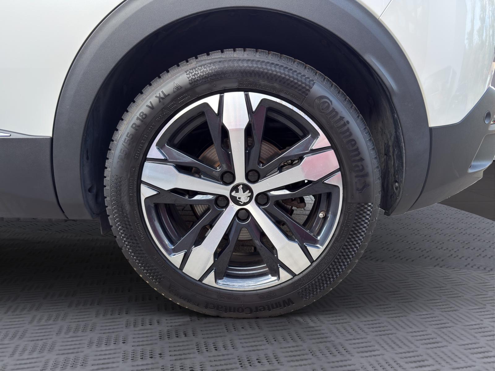 PEUGEOT 3008 1.6 Plug-in Hybrid GT-image-11