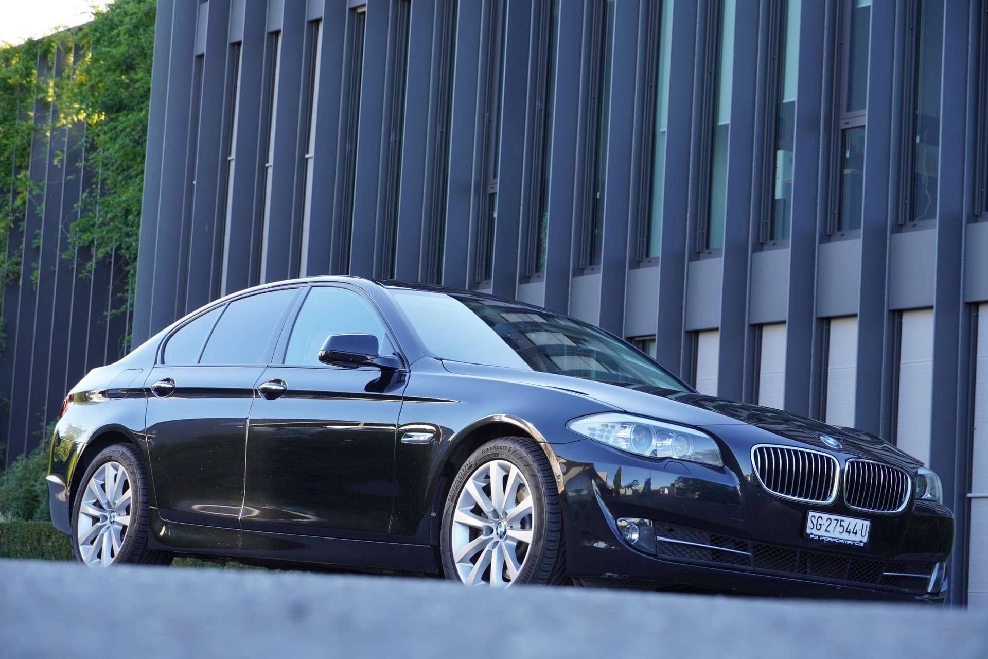 BMW 530d xDrive Steptronic-image-1