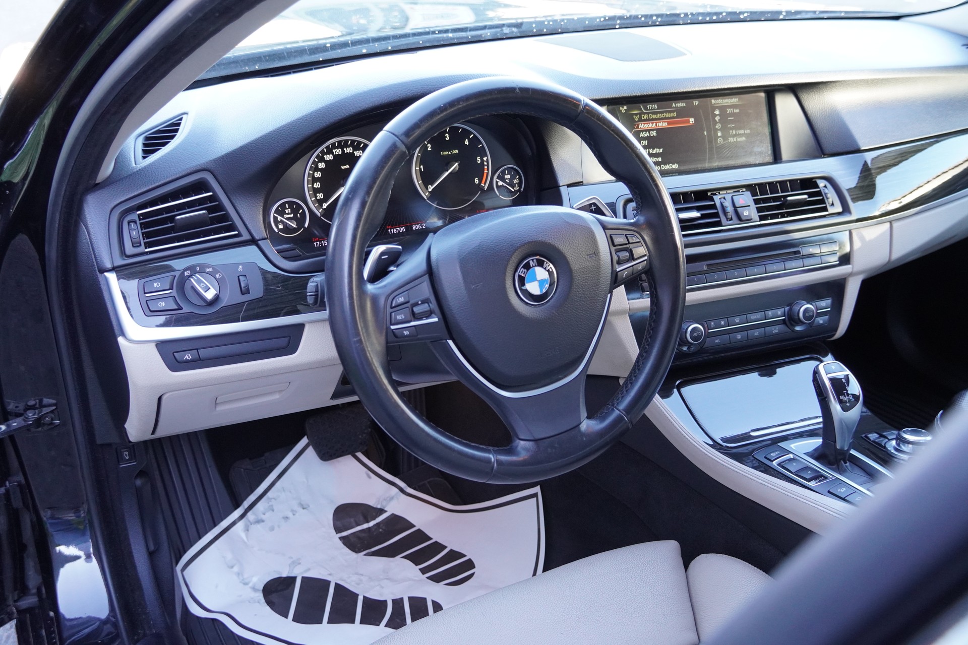 BMW 530d xDrive Steptronic-image-10
