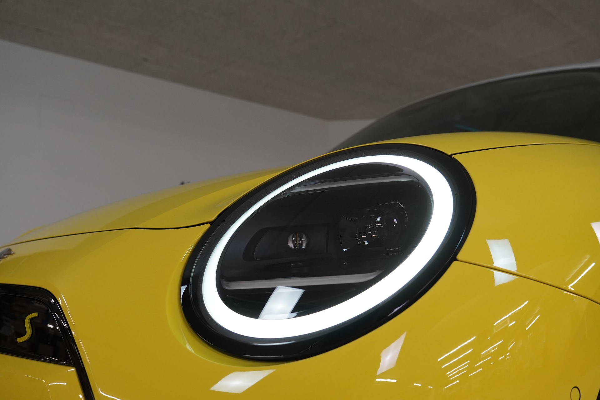 MINI Cooper SE-image-8
