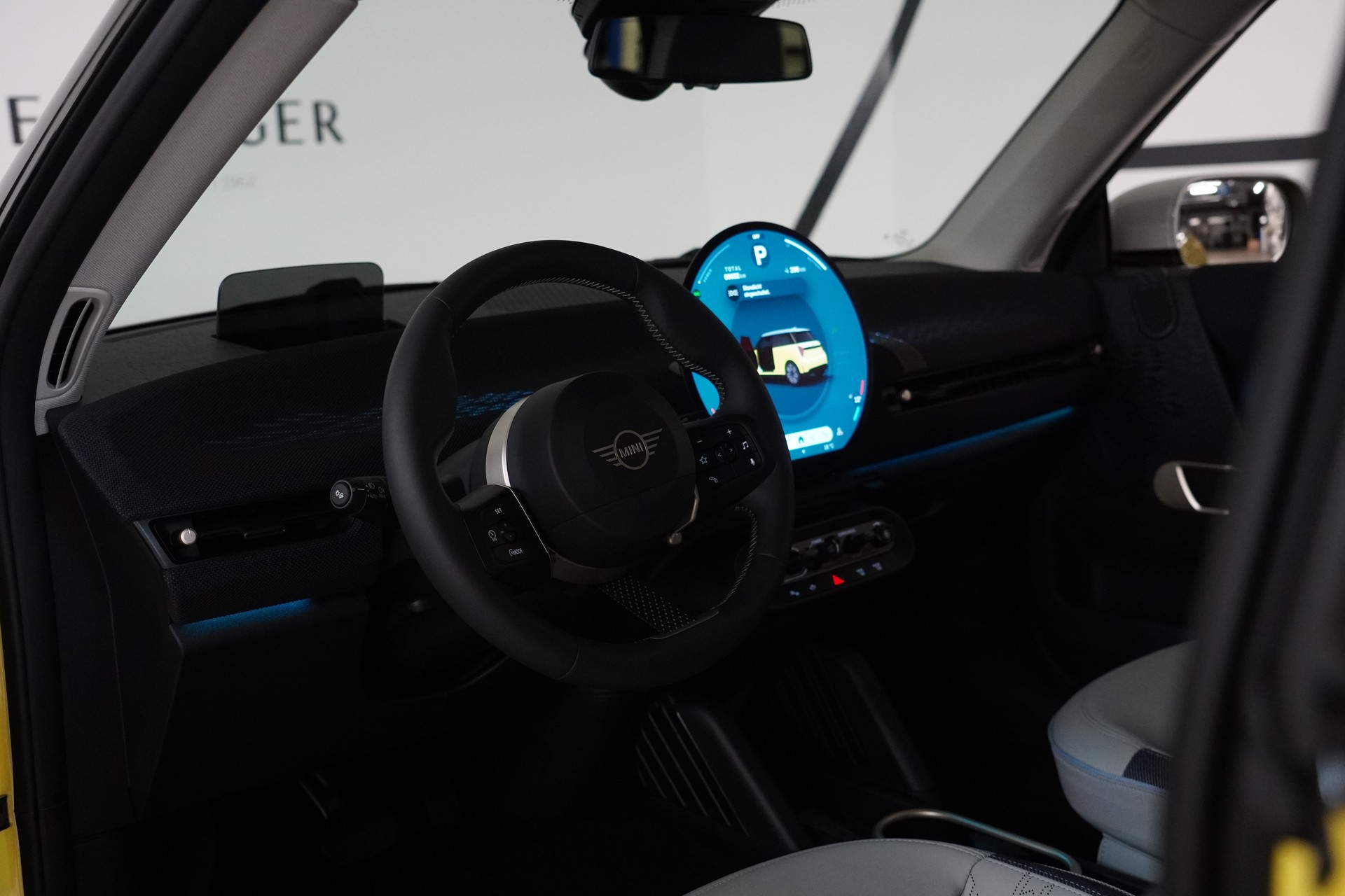 MINI Cooper SE-image-22