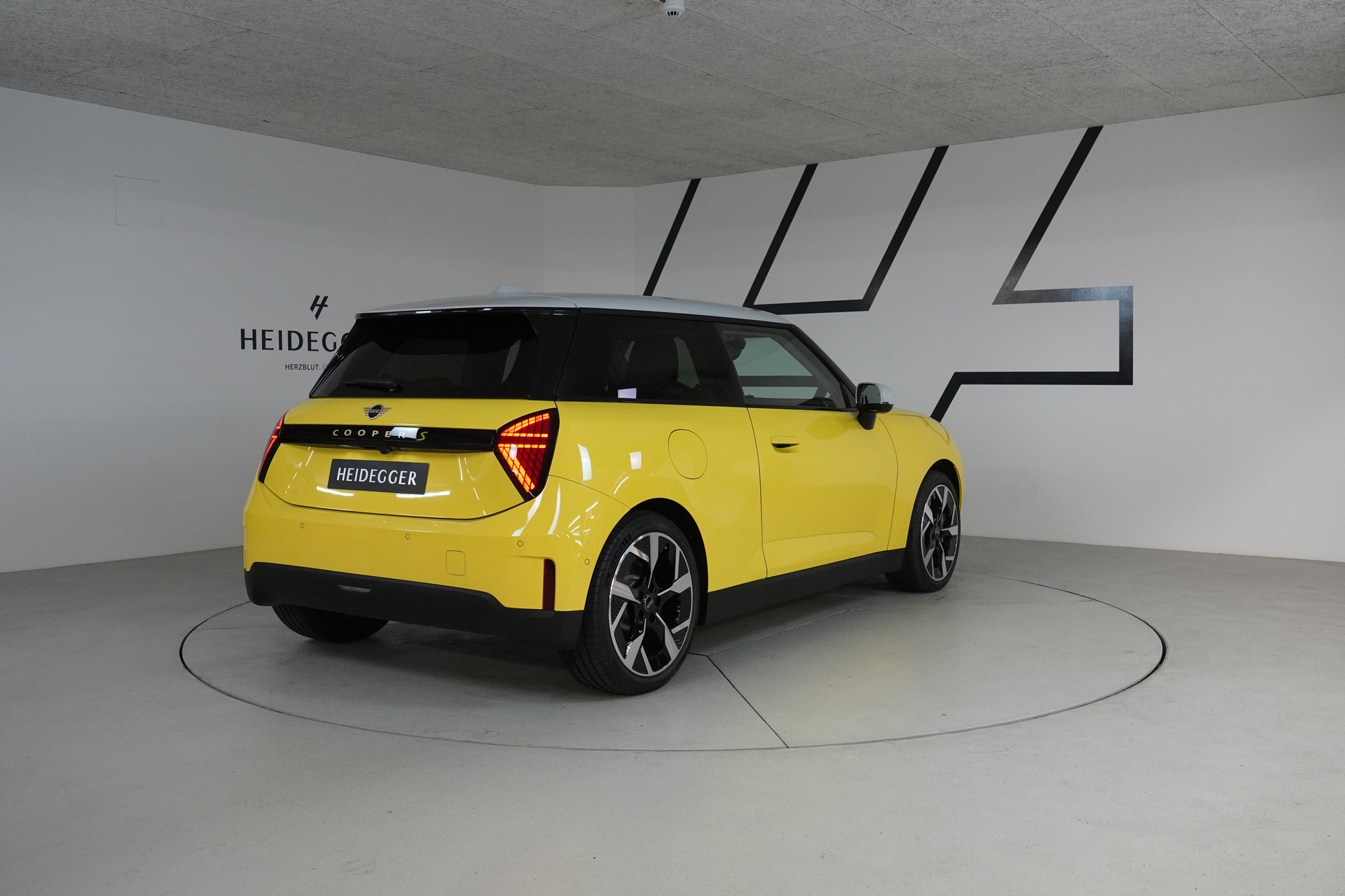 MINI Cooper SE-image-6