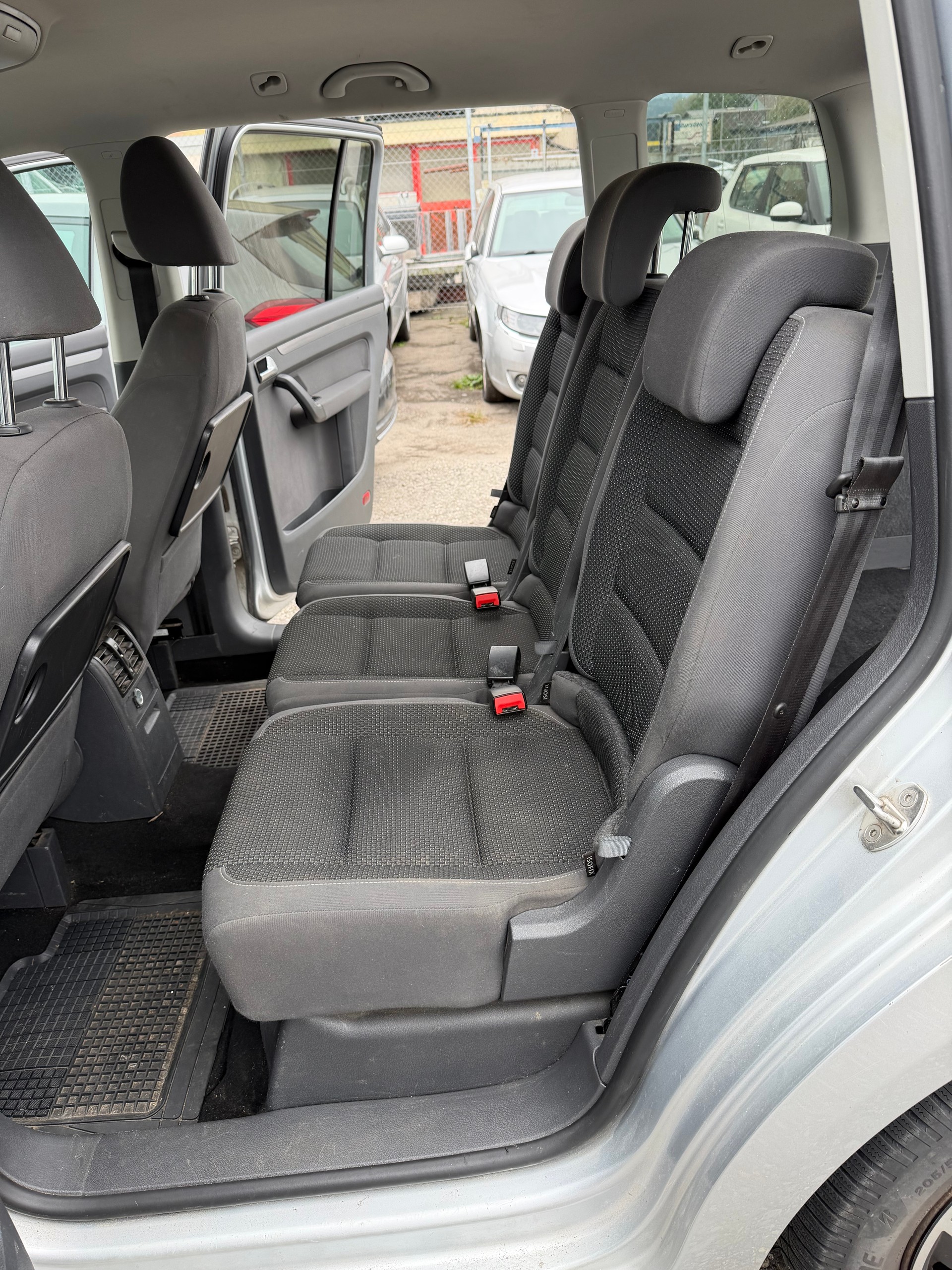 VW Touran 1.6 TDI Comfortline-image-12