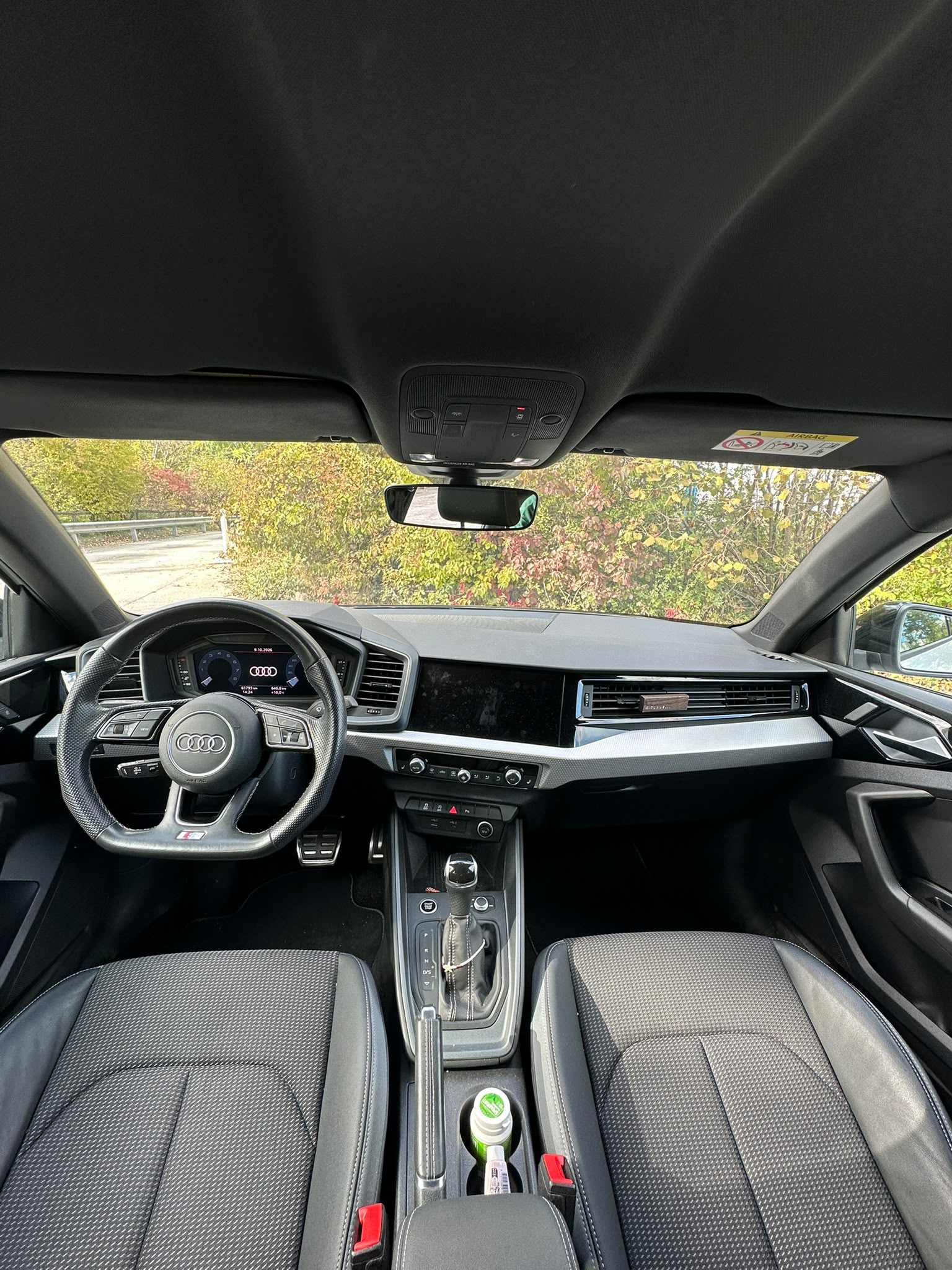 AUDI A1 1.0 30 TFSI S-Tronic Sportback-image-4