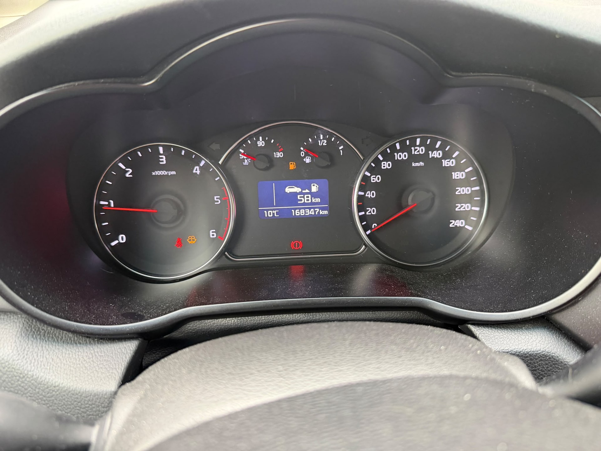 KIA Carens 1.7 CRDi Edition 7-image-16