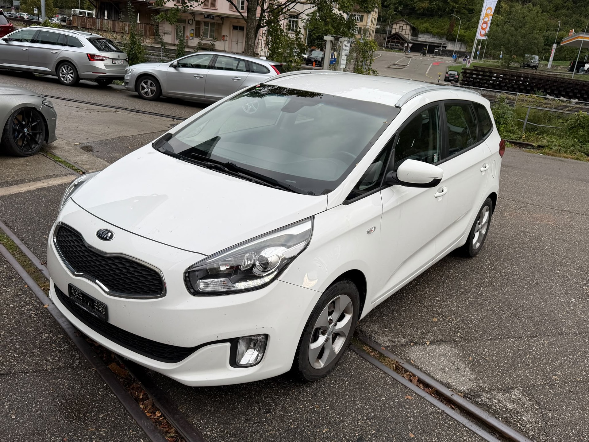 KIA Carens 1.7 CRDi Edition 7-image-1