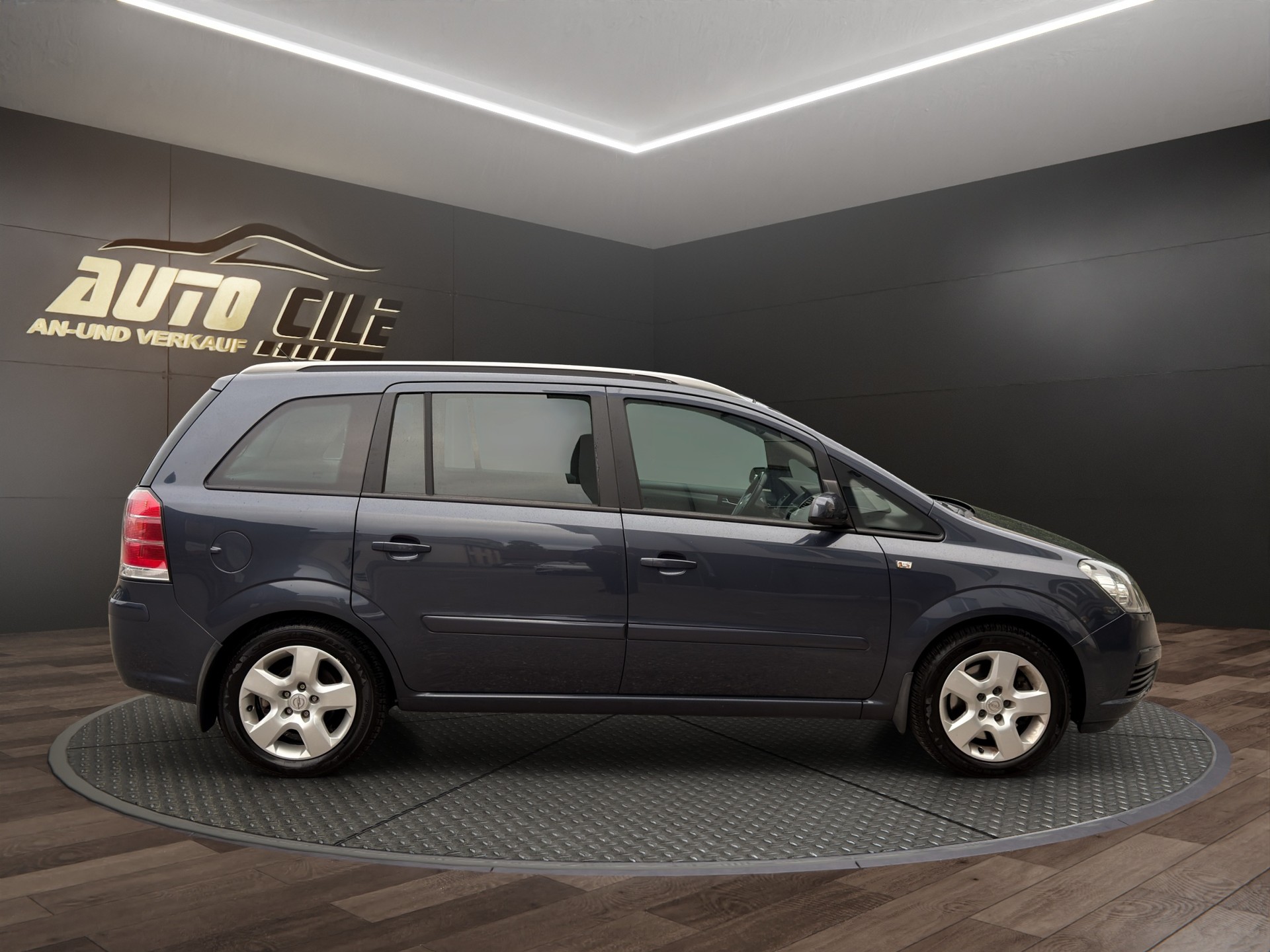 OPEL Zafira 2.2i 16V Sport-image-4