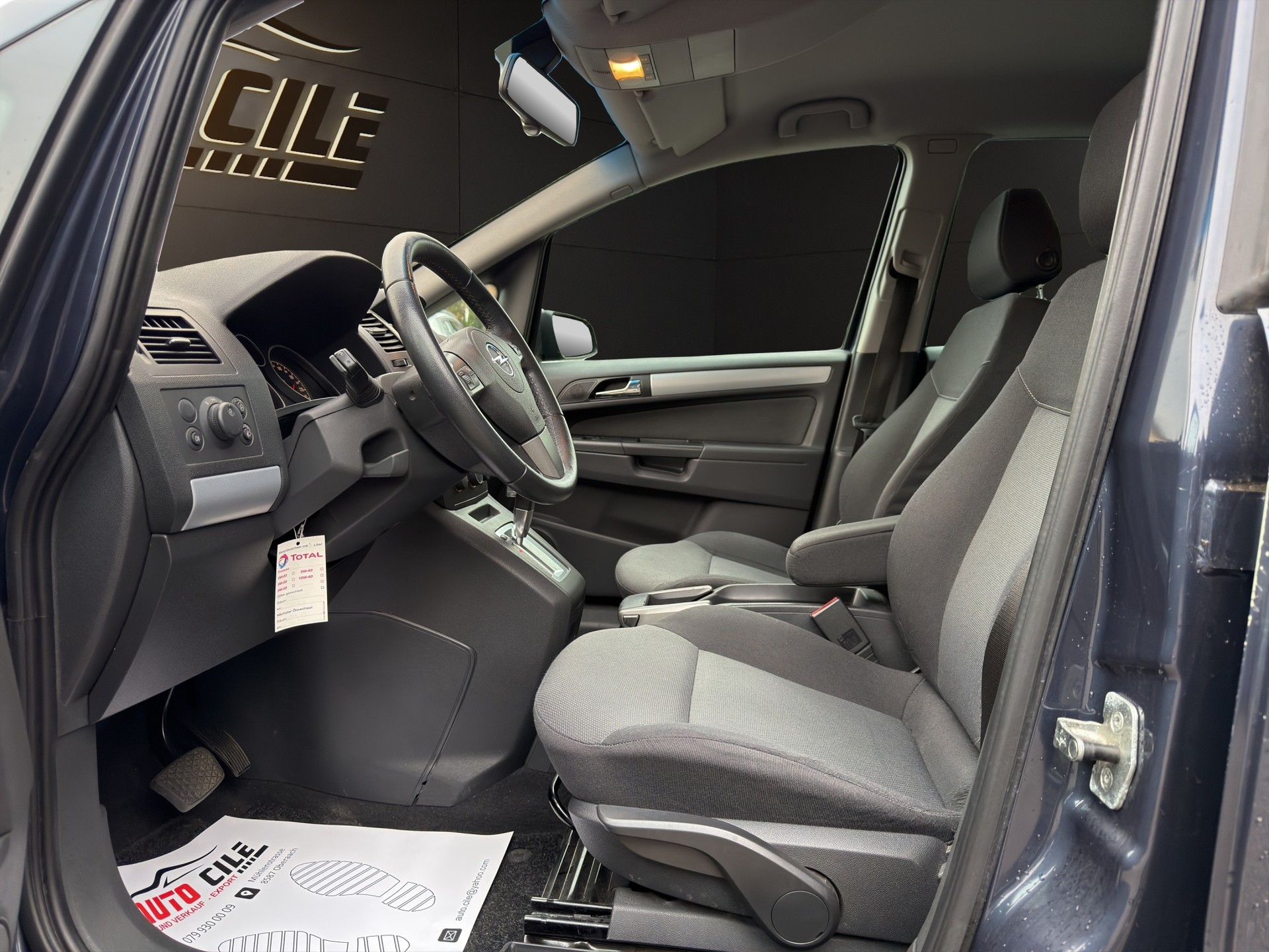 OPEL Zafira 2.2i 16V Sport-image-9