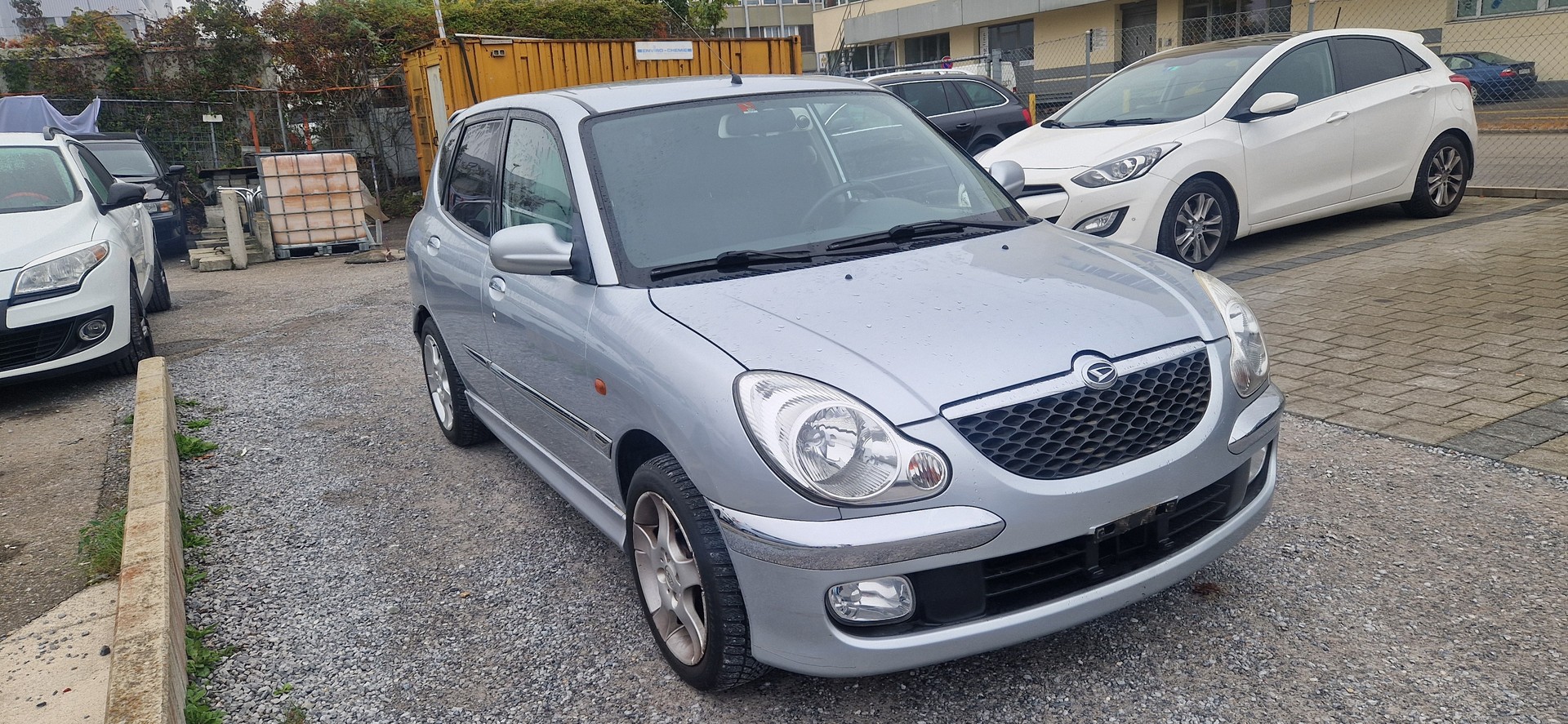DAIHATSU Sirion 1.3 4x4 V-Line-image-2