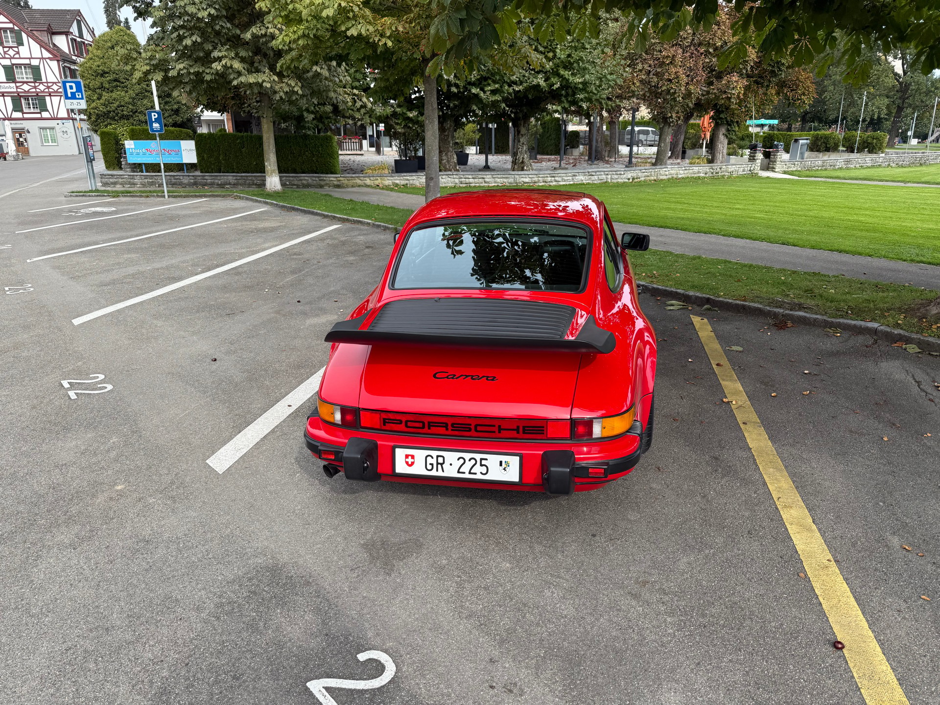 PORSCHE 911 Carrera 3.2-image-14