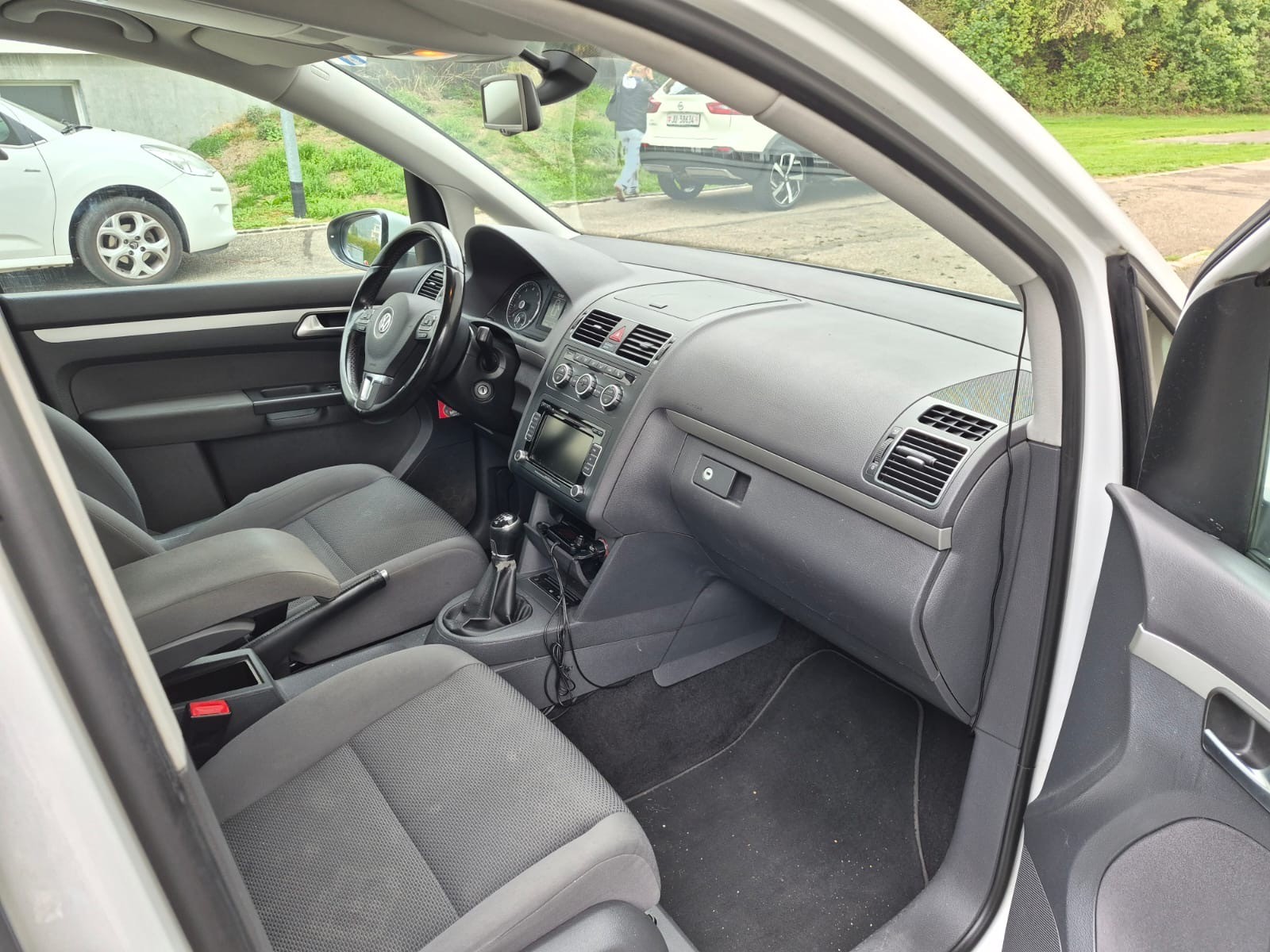 VW Touran 1.4 TSI Comfortline-image-10