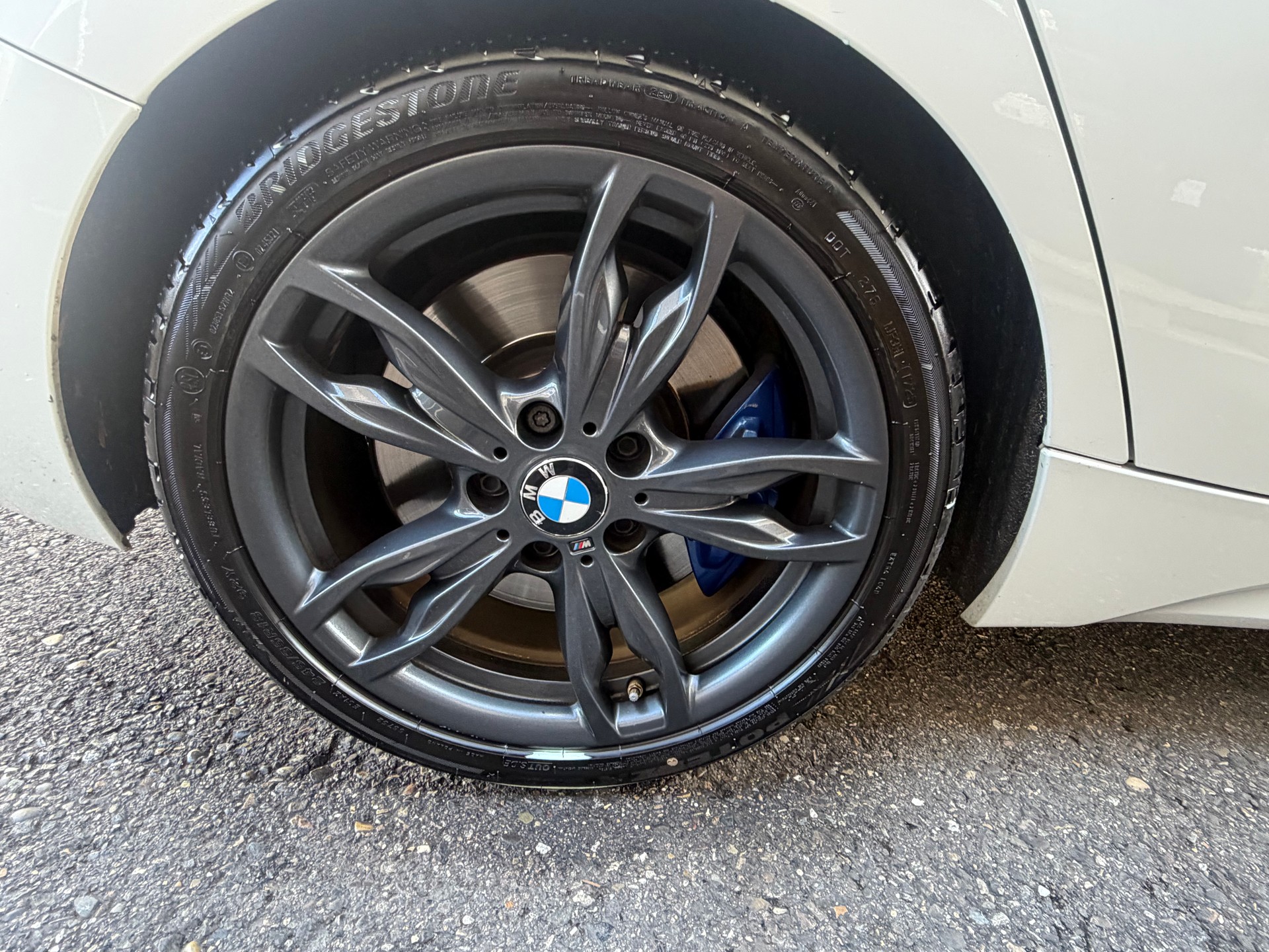 BMW M140i xDrive Steptronic-image-8