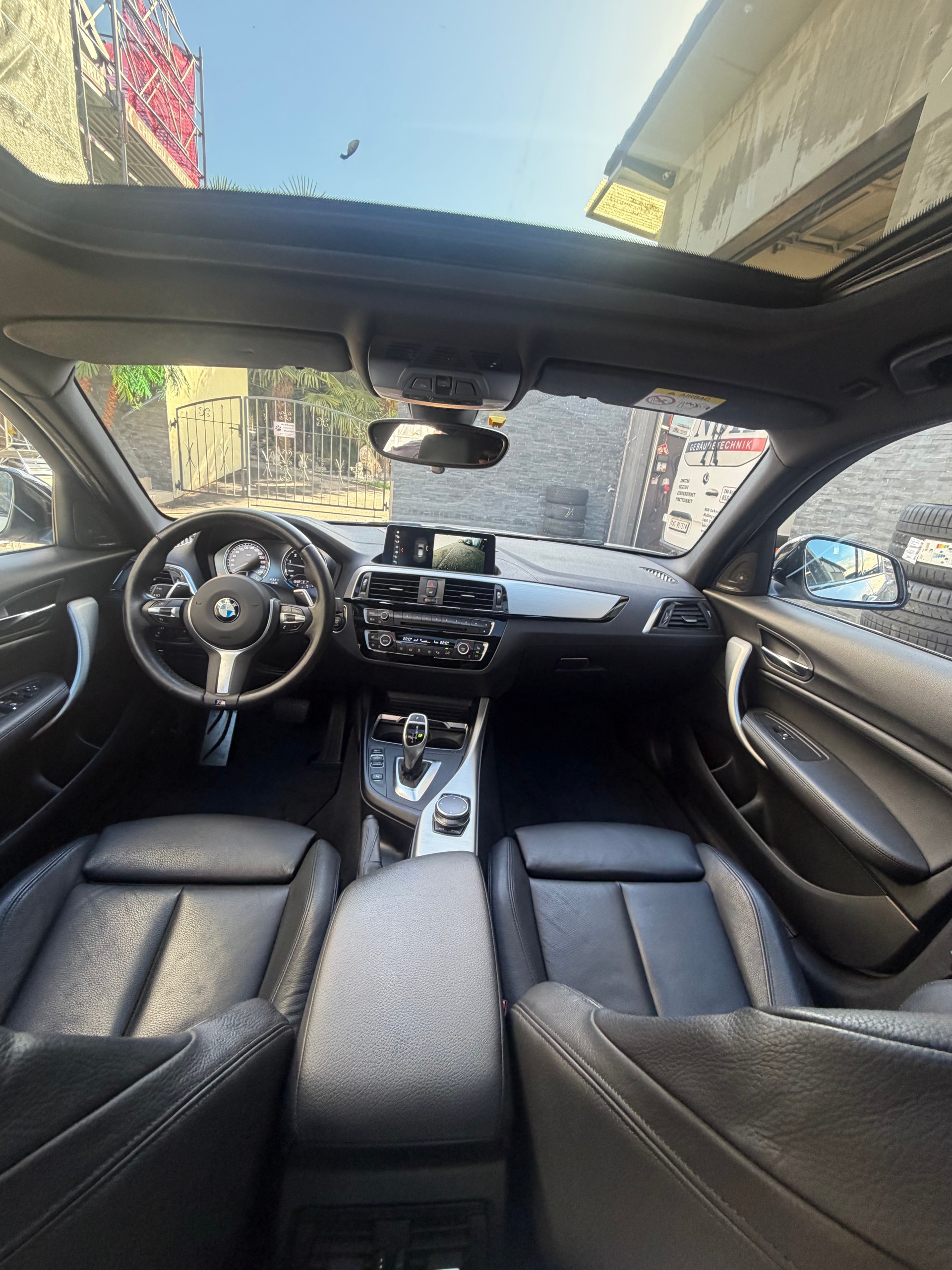 BMW M140i xDrive Steptronic-image-5
